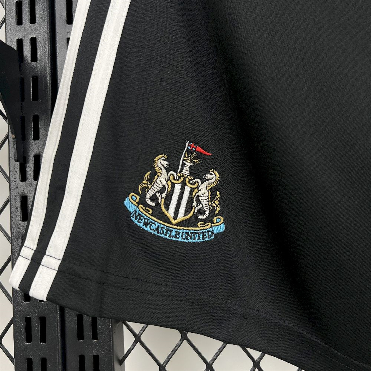 AlphaJersey-Newcastle United 25-26 Home Black Shorts - Fans Version