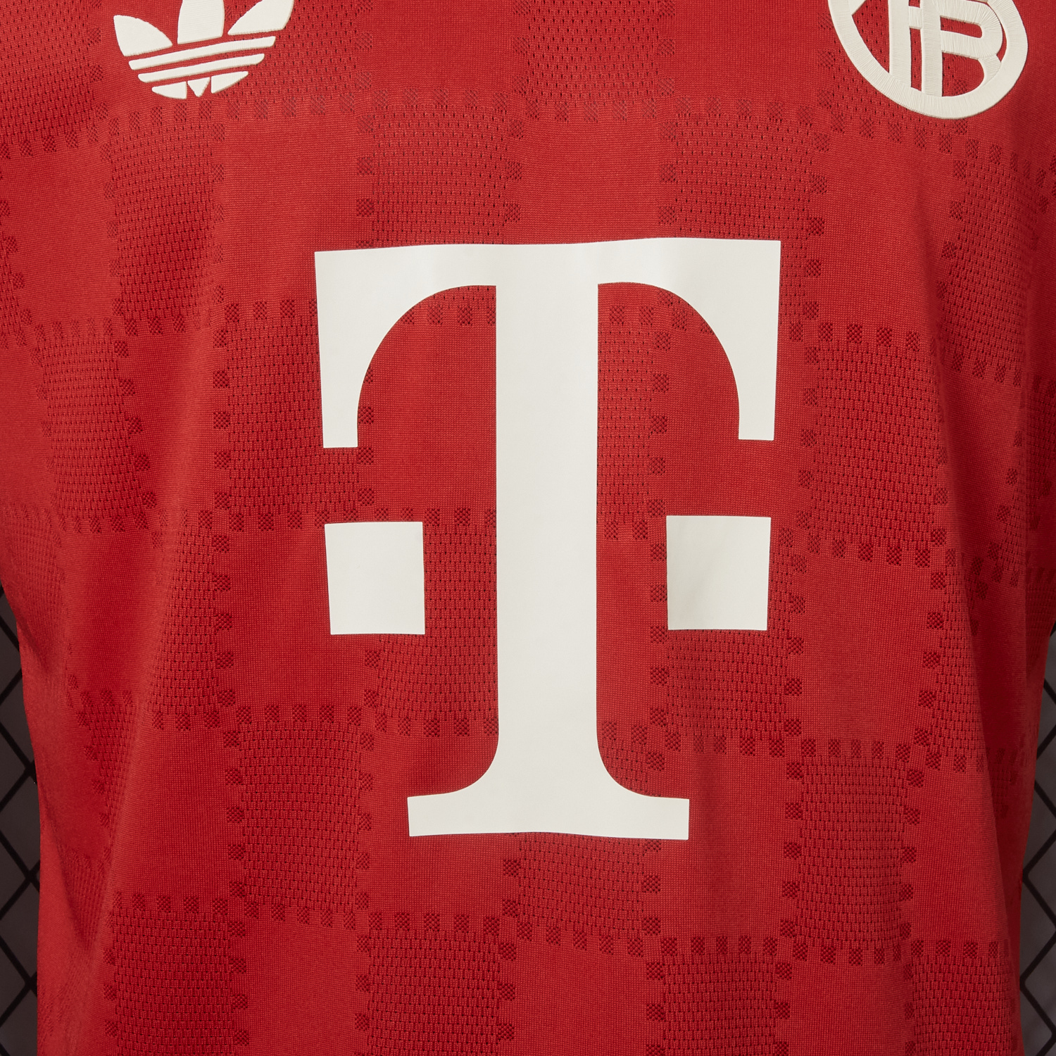 AlphaJersey-Bayern Munich 25-26 Trefoil Red Special Jersey - Player Version