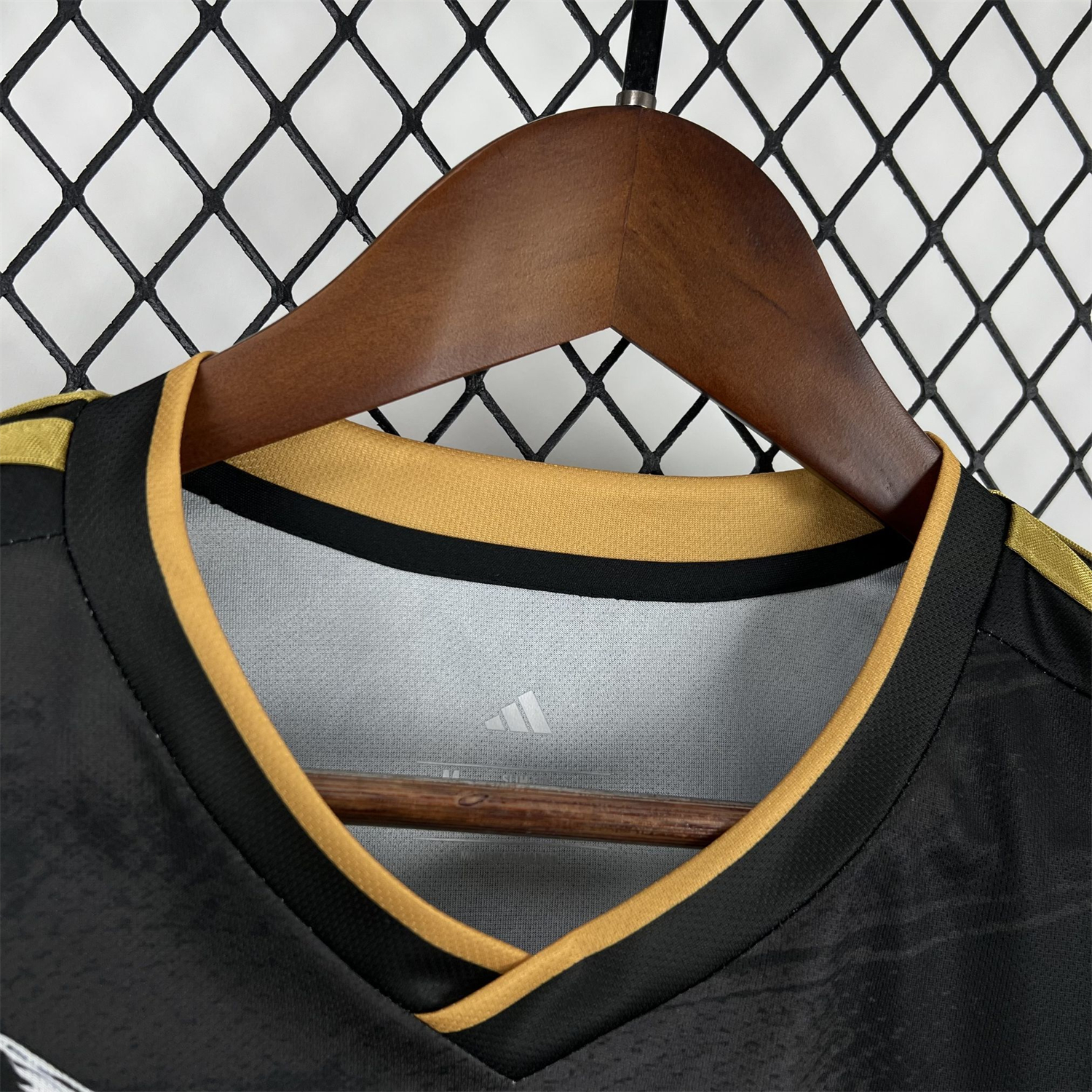 AlphaJersey-Benfica 25-26 Gold Eagle Black Special Jersey - Fans Version