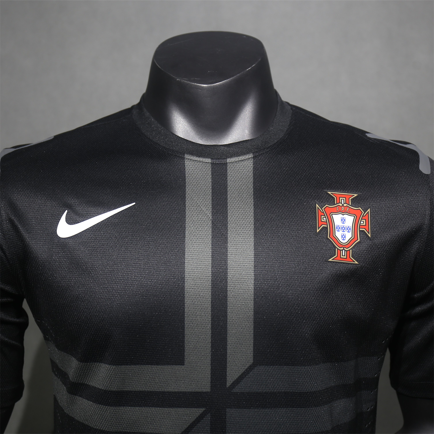 AlphaJersey-Retro Portugal 2013 Away Long Sleeves Jersey - Player Version