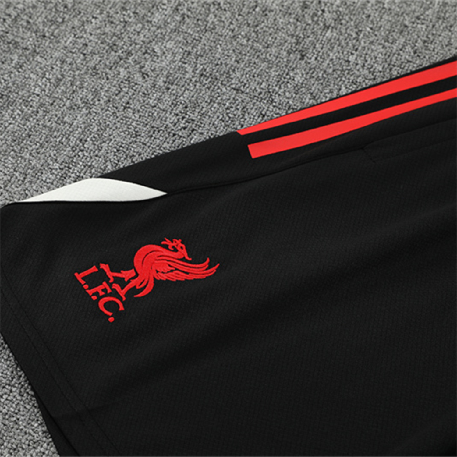 AlphaJersey-Liver.pool 25-26 Short-Sleeve Training Set - Red Top & Black Shorts