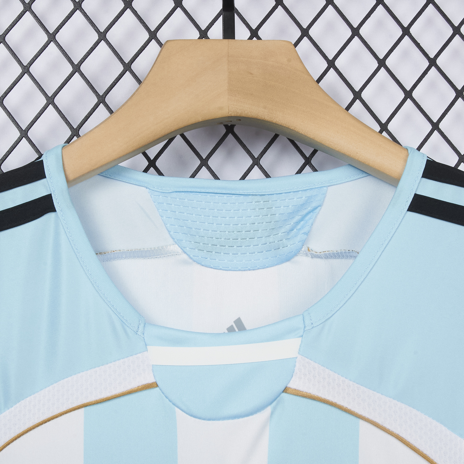 AlphaJersey-Retro Argentina 2006 Home Jersey