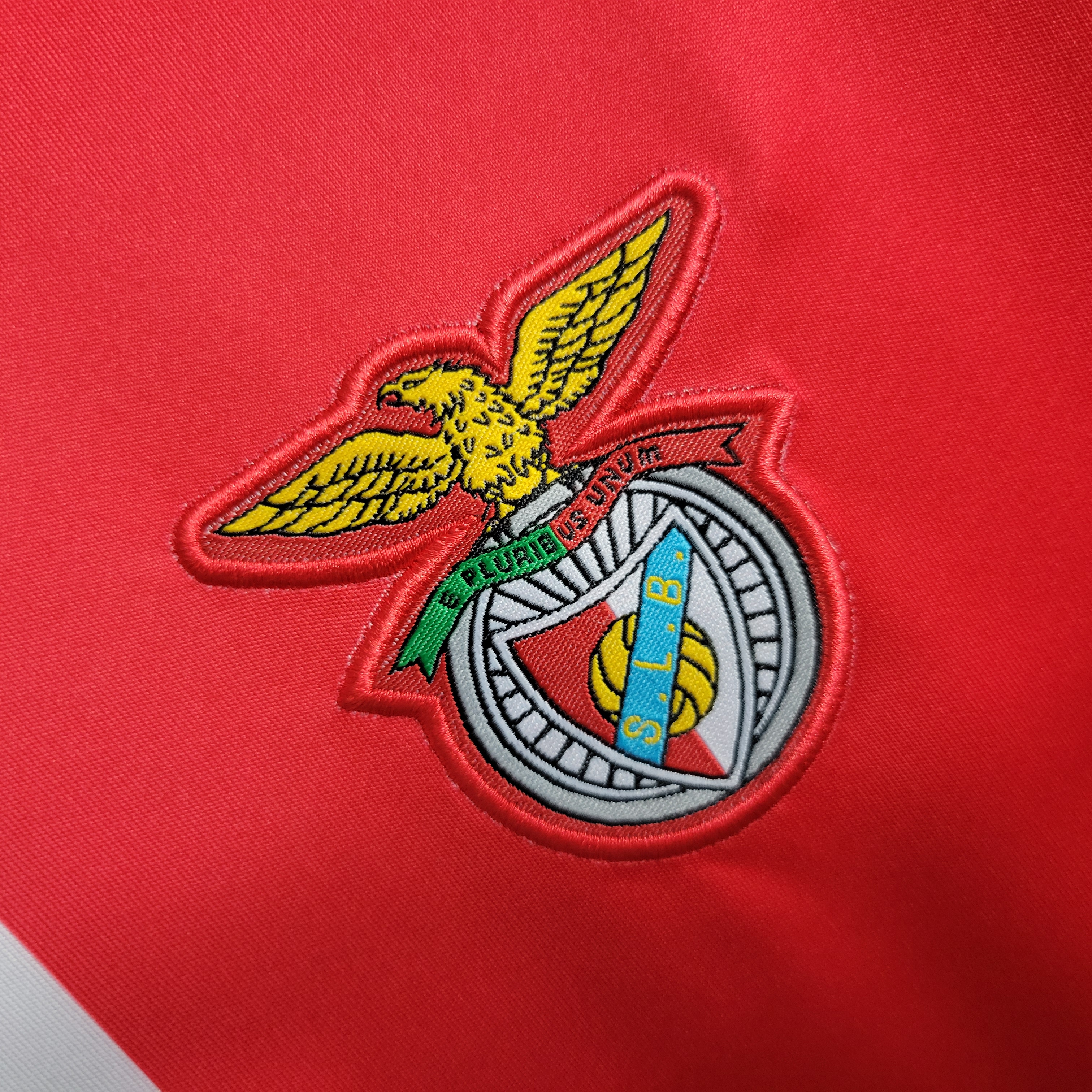 AlphaJersey-Retro Benfica 2004-05 Home Stadium Jersey