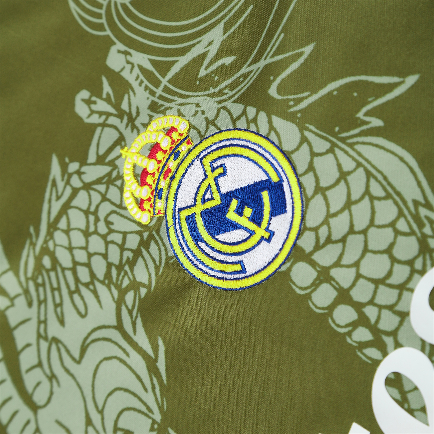 AlphaJersey-Real Madrid 25-26 Short-Sleeve Training Set - Green-Black Dragon Top & Black-White Shorts