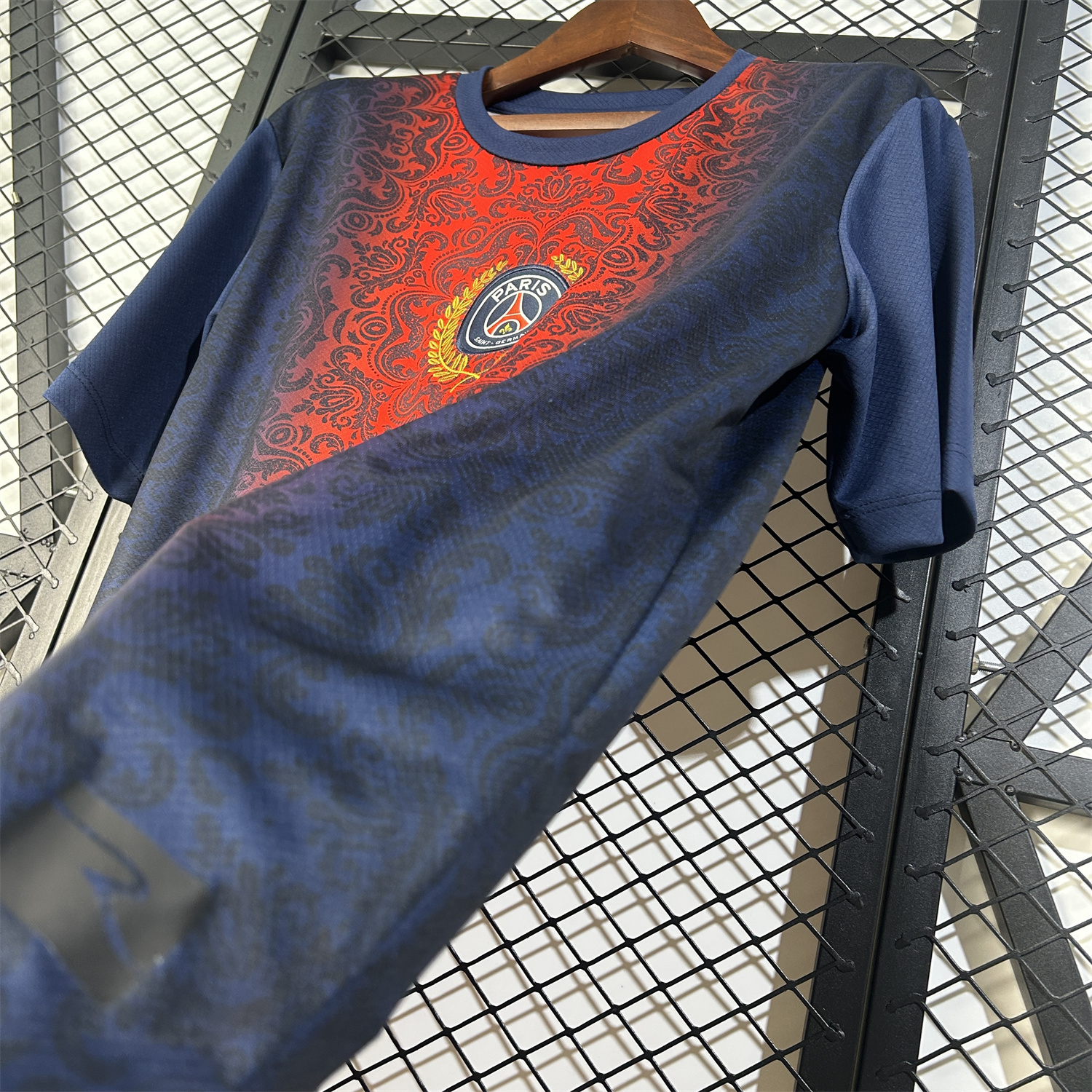AlphaJersey-Paris Saint-Germain PSG 25-26 Champions League Commemorative Edition Red Blue Flower Pattern T-shirts