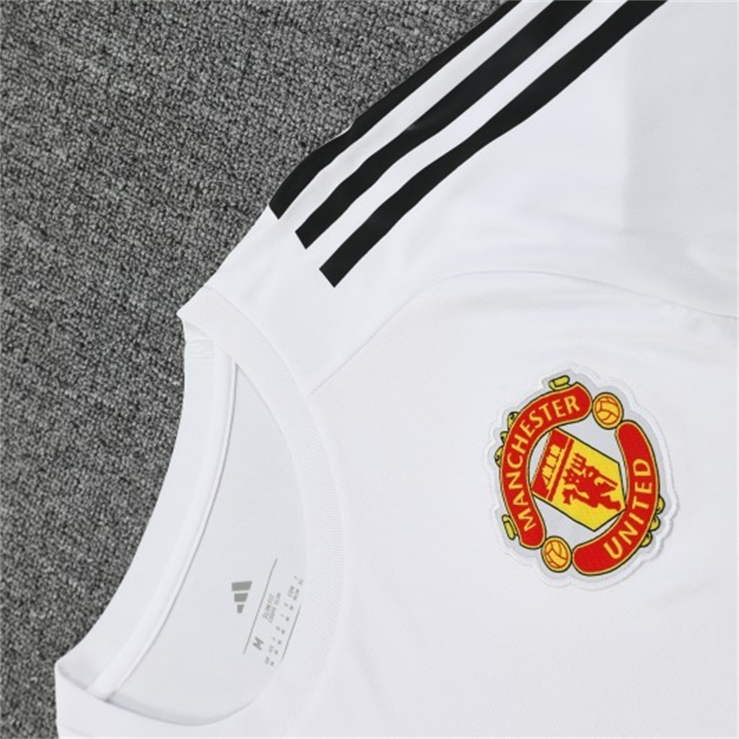 AlphaJersey-Manchester United 25-26 Short-Sleeve Training Set - Red Black Blocks White Top & Black Shorts