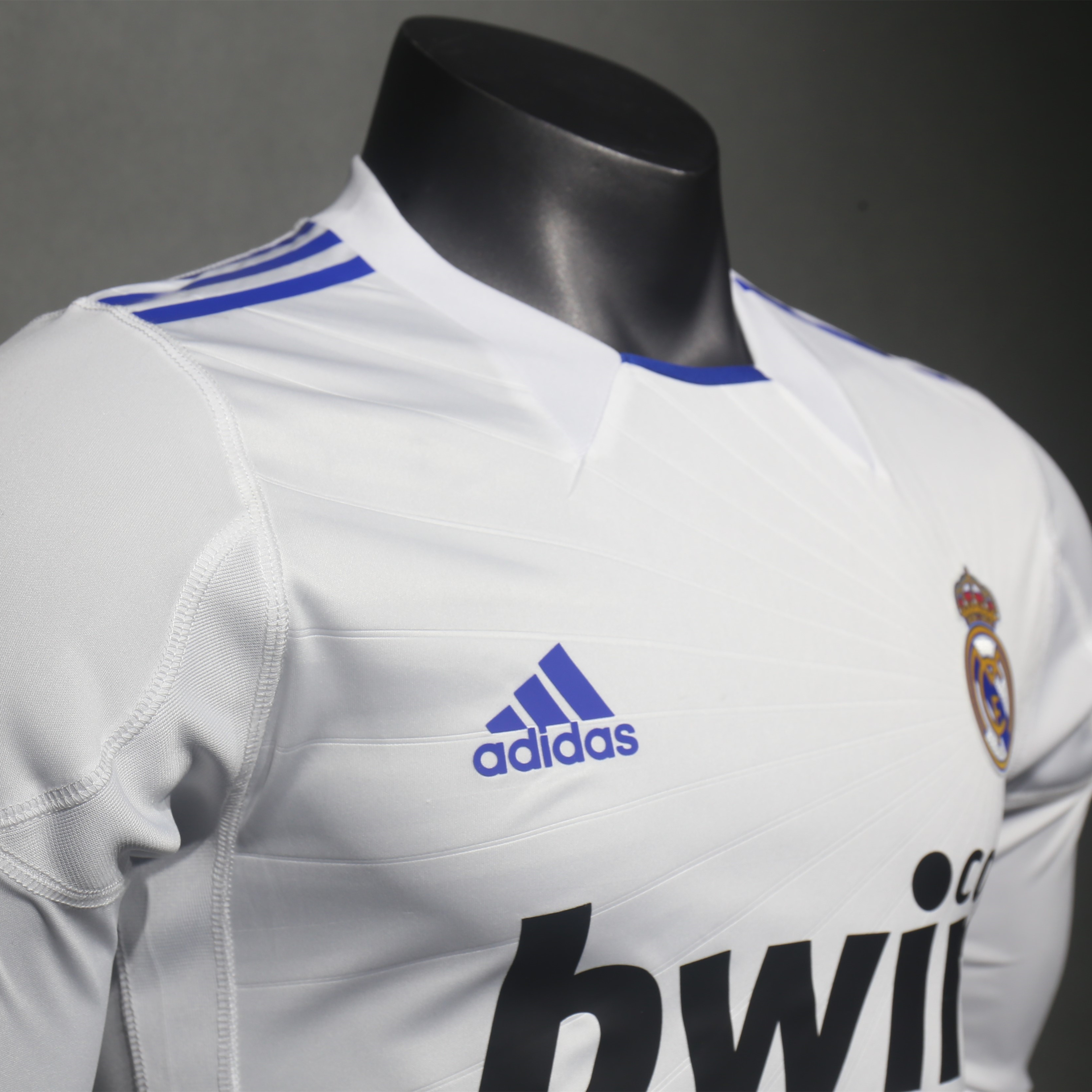 AlphaJersey-Retro Real Madrid 10-11 Home Long Sleeve Jersey - Player Version