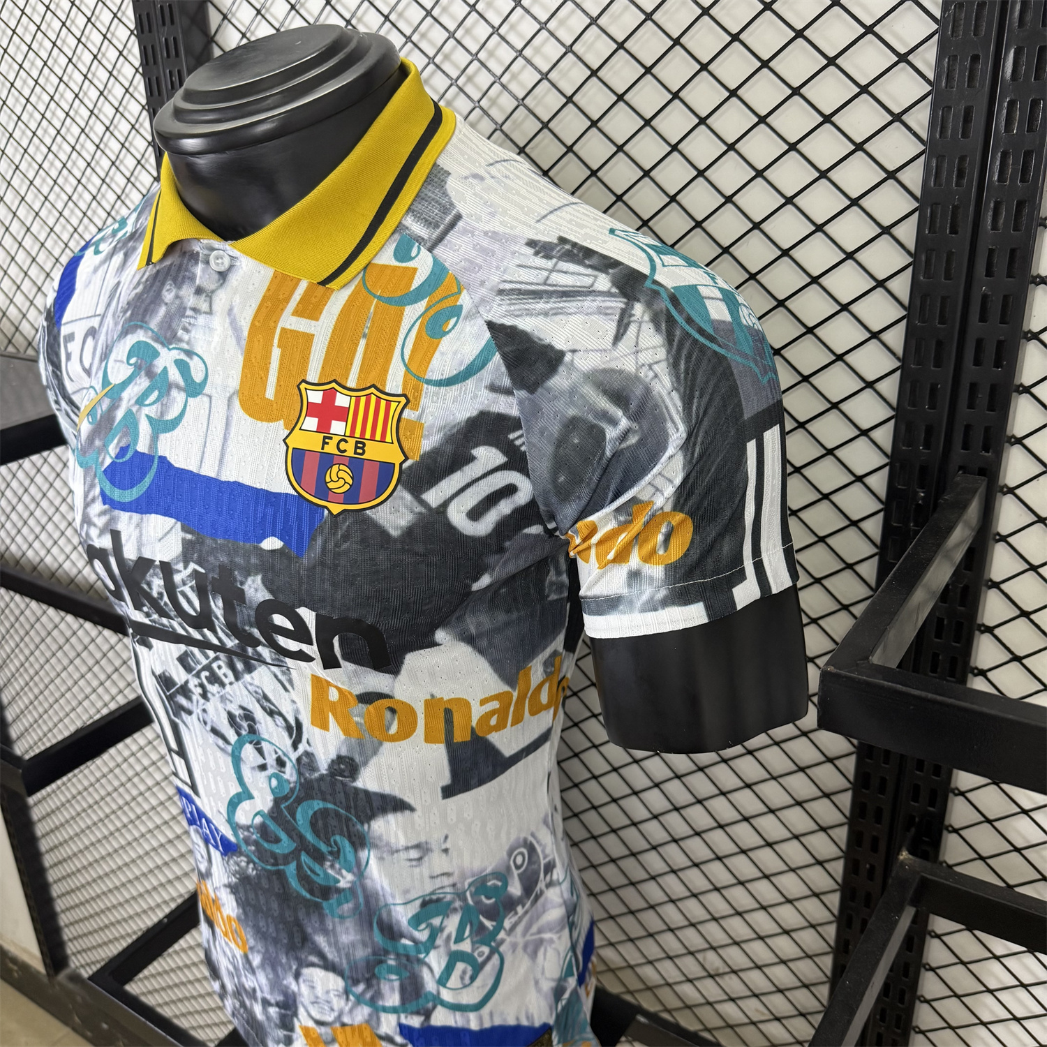 AlphaJersey-Barcelona 25-26 Ronaldinho Photo Collage Style POLO Colorful Special Jersey - Player Version