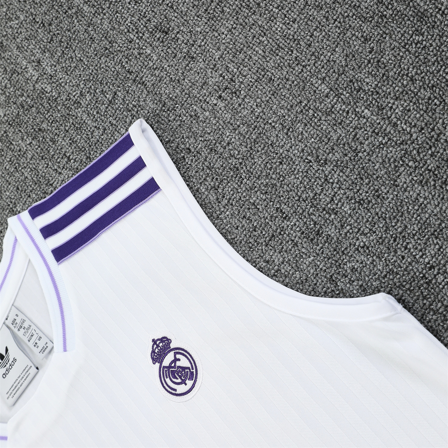 AlphaJersey-Real Madrid 25-26 Vest Training Set - Pure White Vest & Purple Shorts