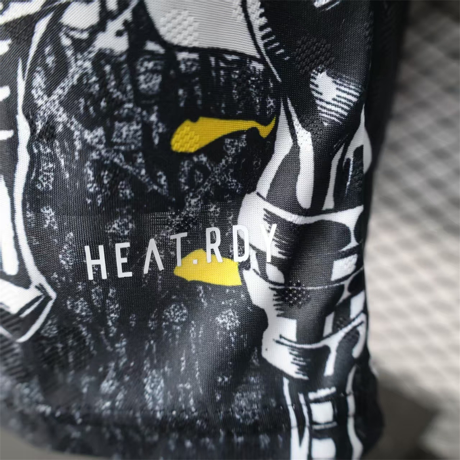 AlphaJersey-Real Madrid 25-26 Thunder Comics Pre-Match Special Long Sleeves Jersey - Player Version