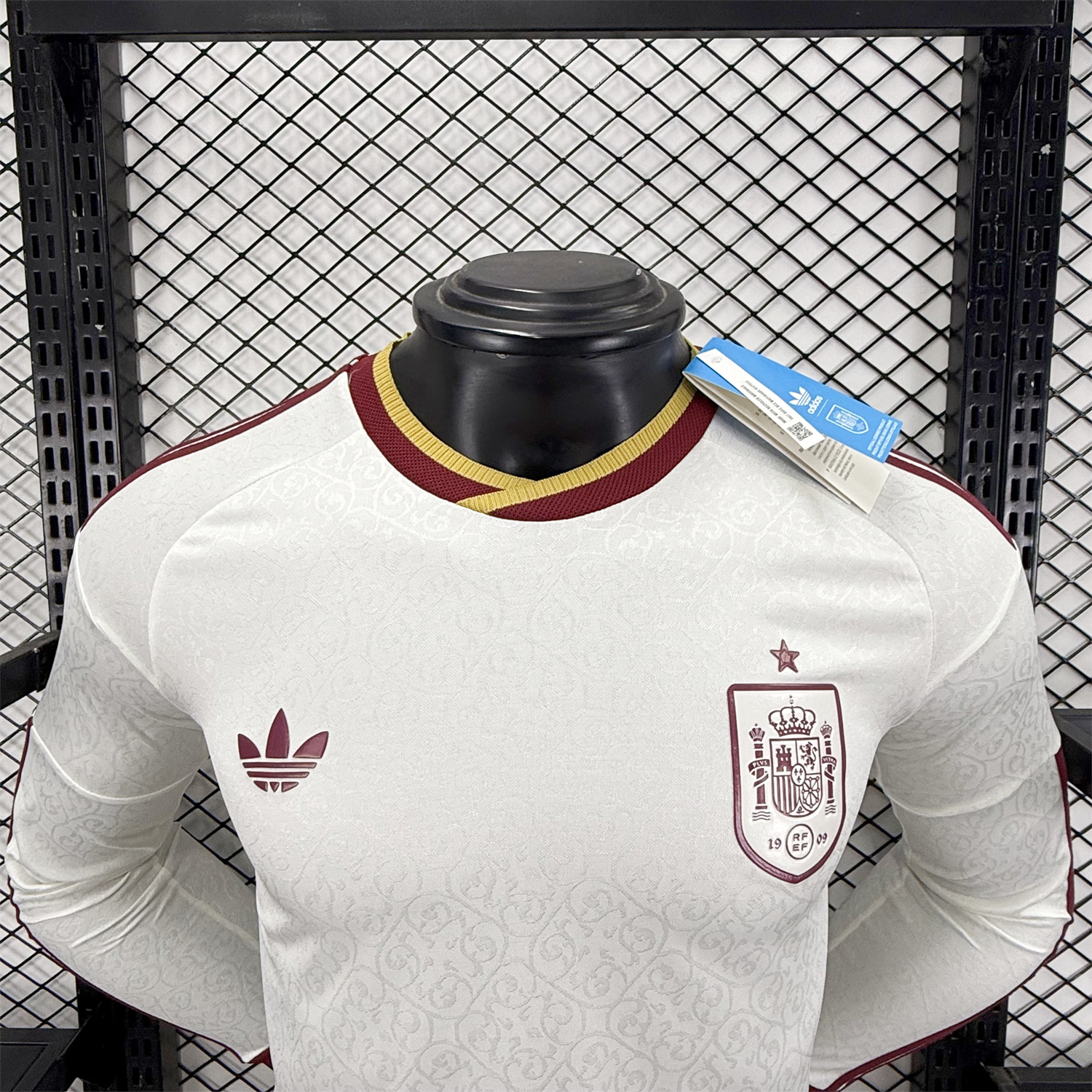 AlphaJersey-Spain 2026 Away Long Sleeves Jersey - Player Version