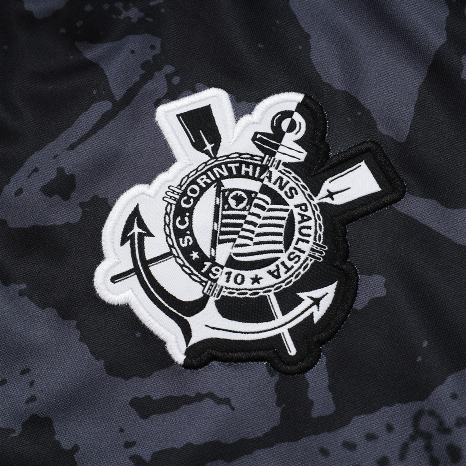 AlphaJersey-Corinthians 25-26 Jacket Training Tracksuit - Black and Gray Pattern Jackets & Black Pants