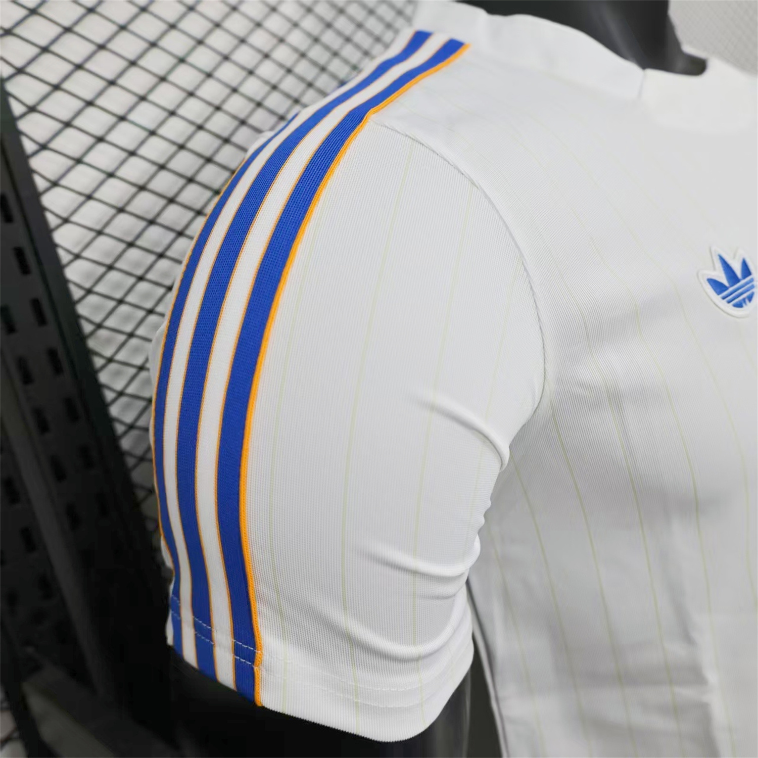 AlphaJersey-Real Madrid 25-26 Trefoil Blue Lines White Travel Jersey - Player Version