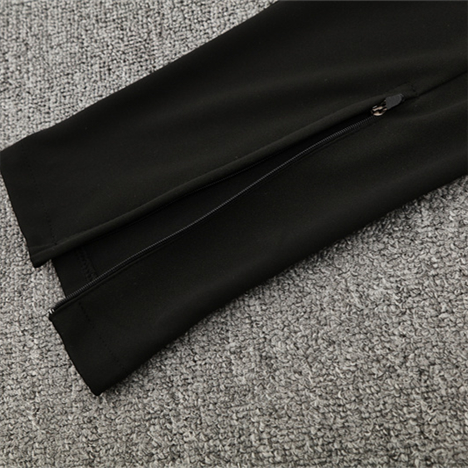 AlphaJersey-Napoli 25-26 Long Sleeve Training Set - Gray Mecha Top & Black Pants