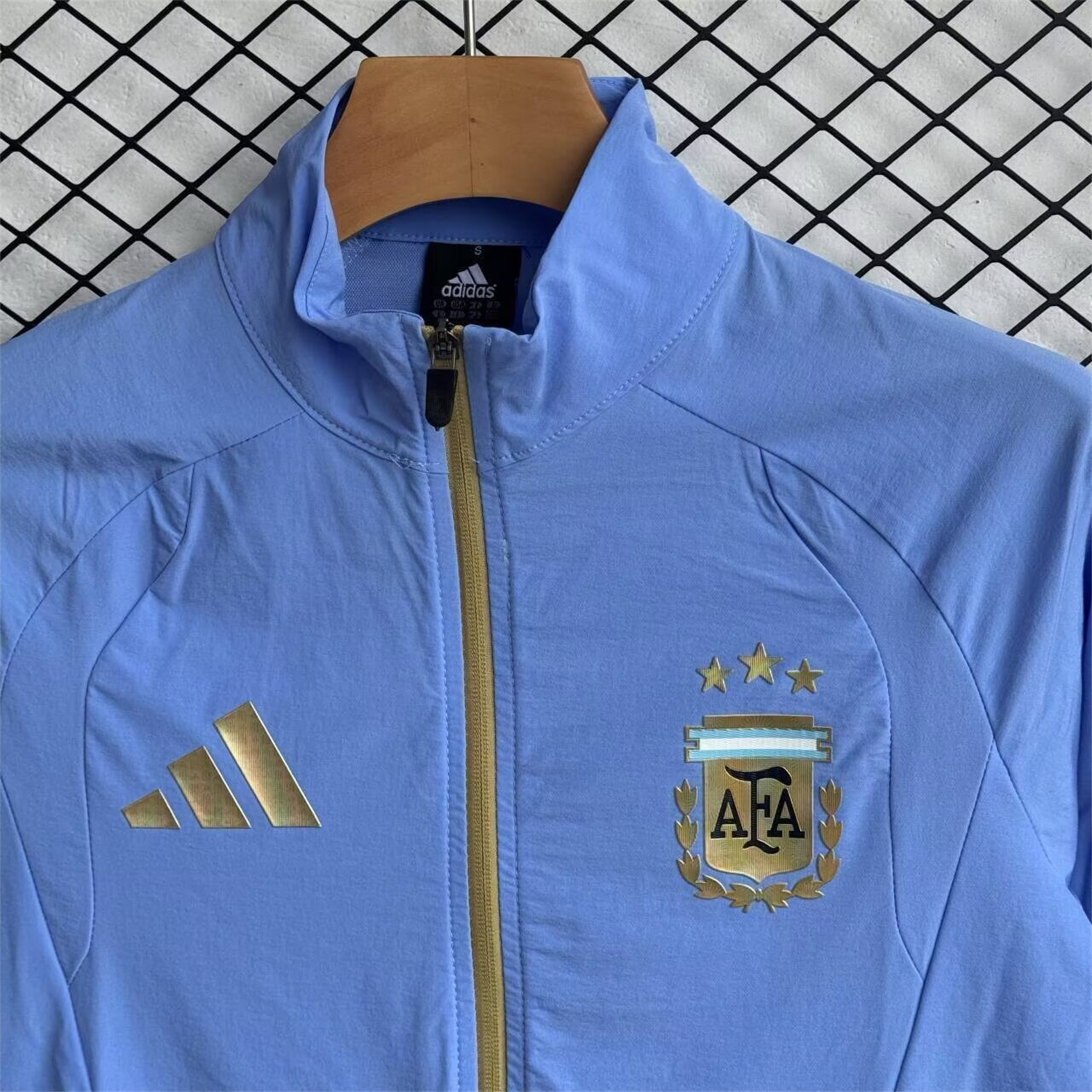AlphaJersey-Argentina 2026 Windbreaker Training Set - Blue Top and Black Pants