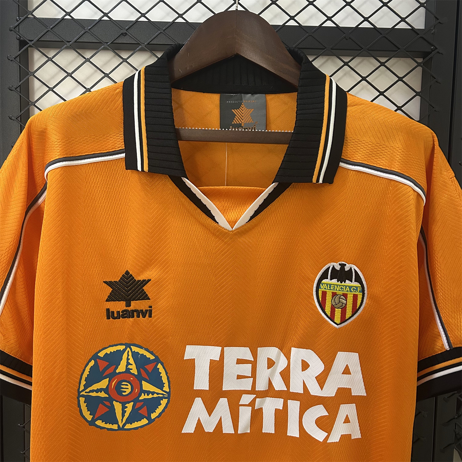 AlphaJersey-Retro Valencia 1999-00 Away Jersey