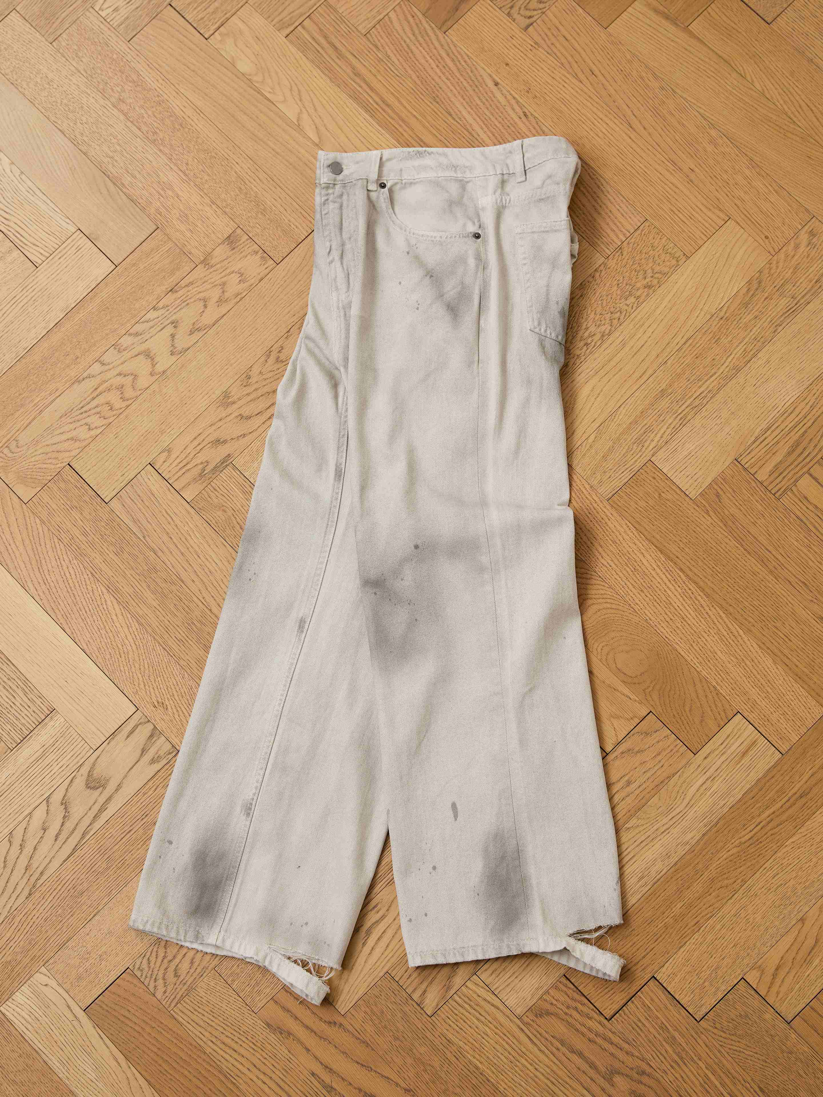Lacy Baggy Jeans | Modern Menswear by yycbvcnbmmnbm