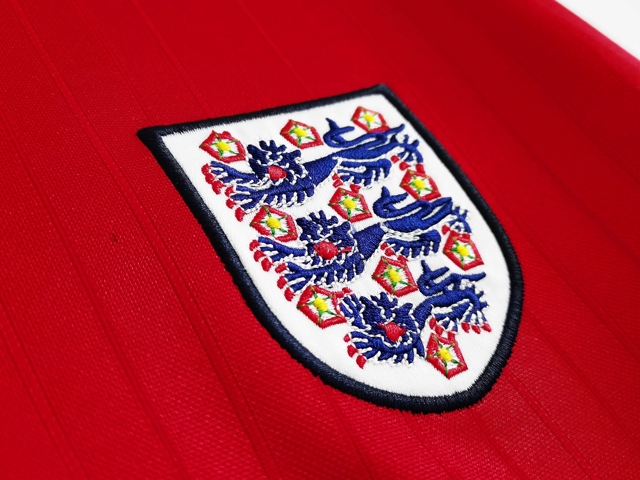 AlphaJersey-Retro England 1984-87 Away Stadium Jersey