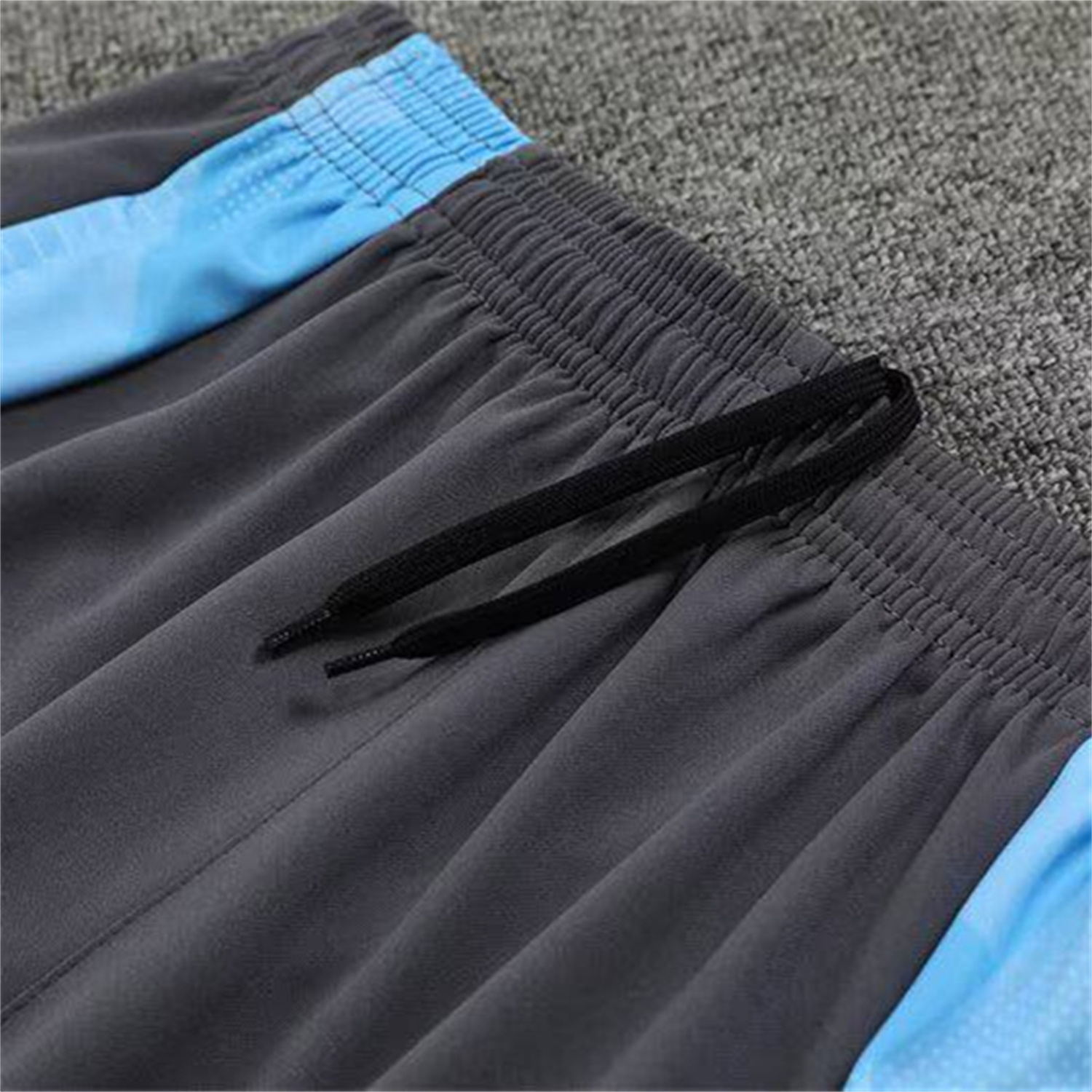 AlphaJersey-Argentina 25-26 Kids Long Sleeve Training Set - Gold Top and Grey Pants
