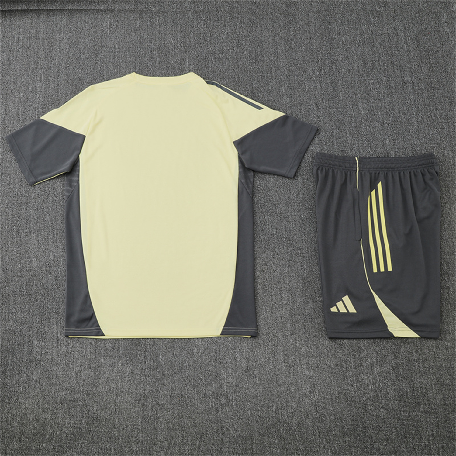 AlphaJersey-Real Madrid 25-26 Kids Short-Sleeve Training Set - Yellow Top and Grey Shorts