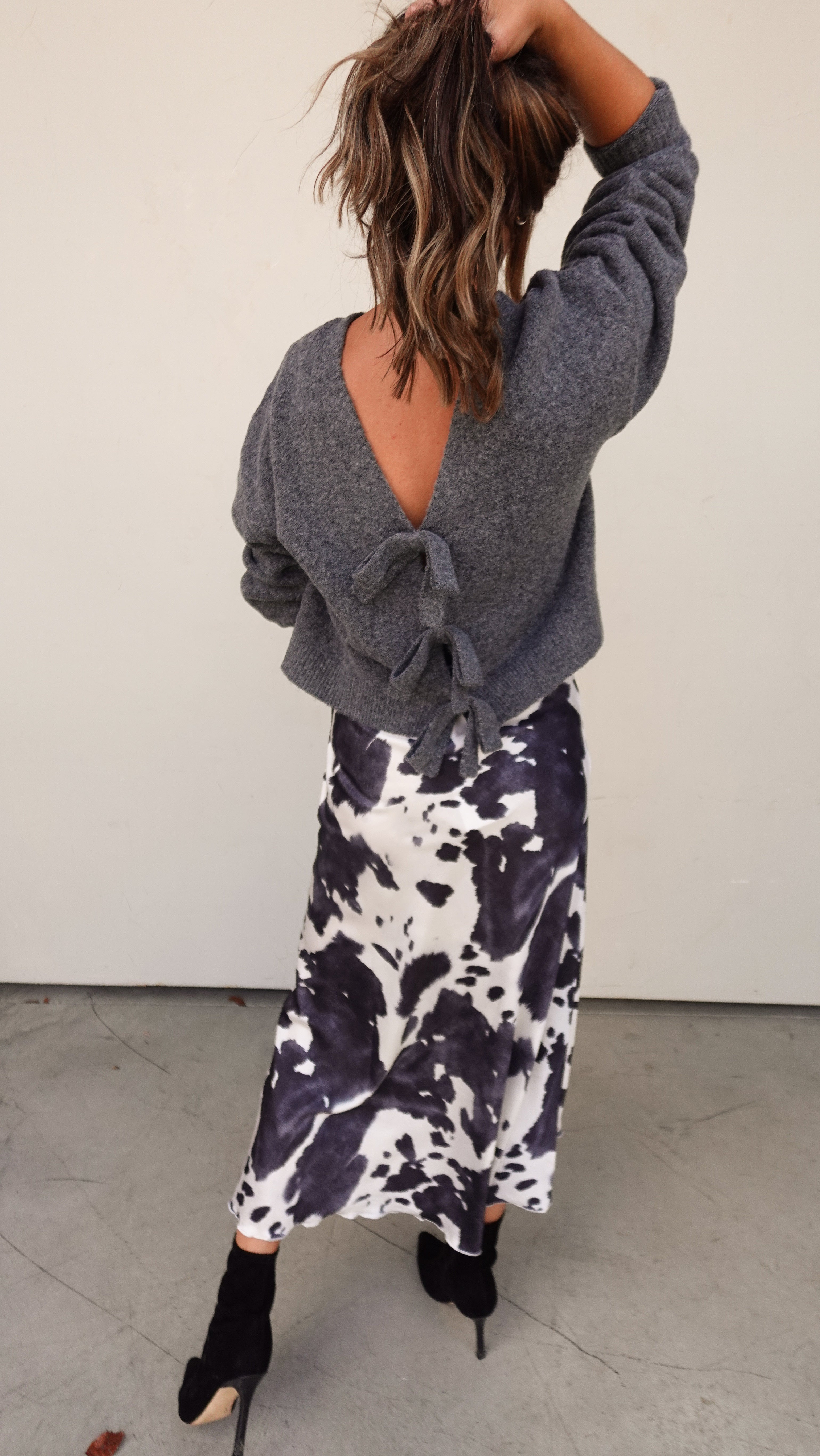 Charcoal Reversible Sweater with Bow Detail | Elegant Women's Fashion by coolavocek