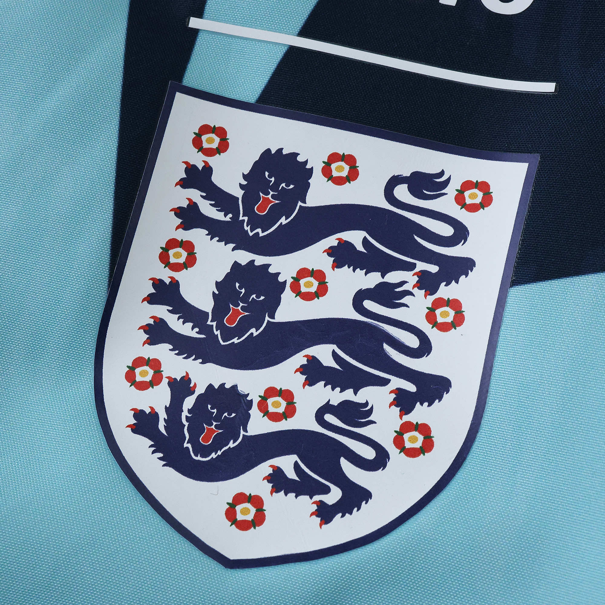 AlphaJersey-Retro England 1992 Double Sided Reversible Windbreaker - Blue & Green