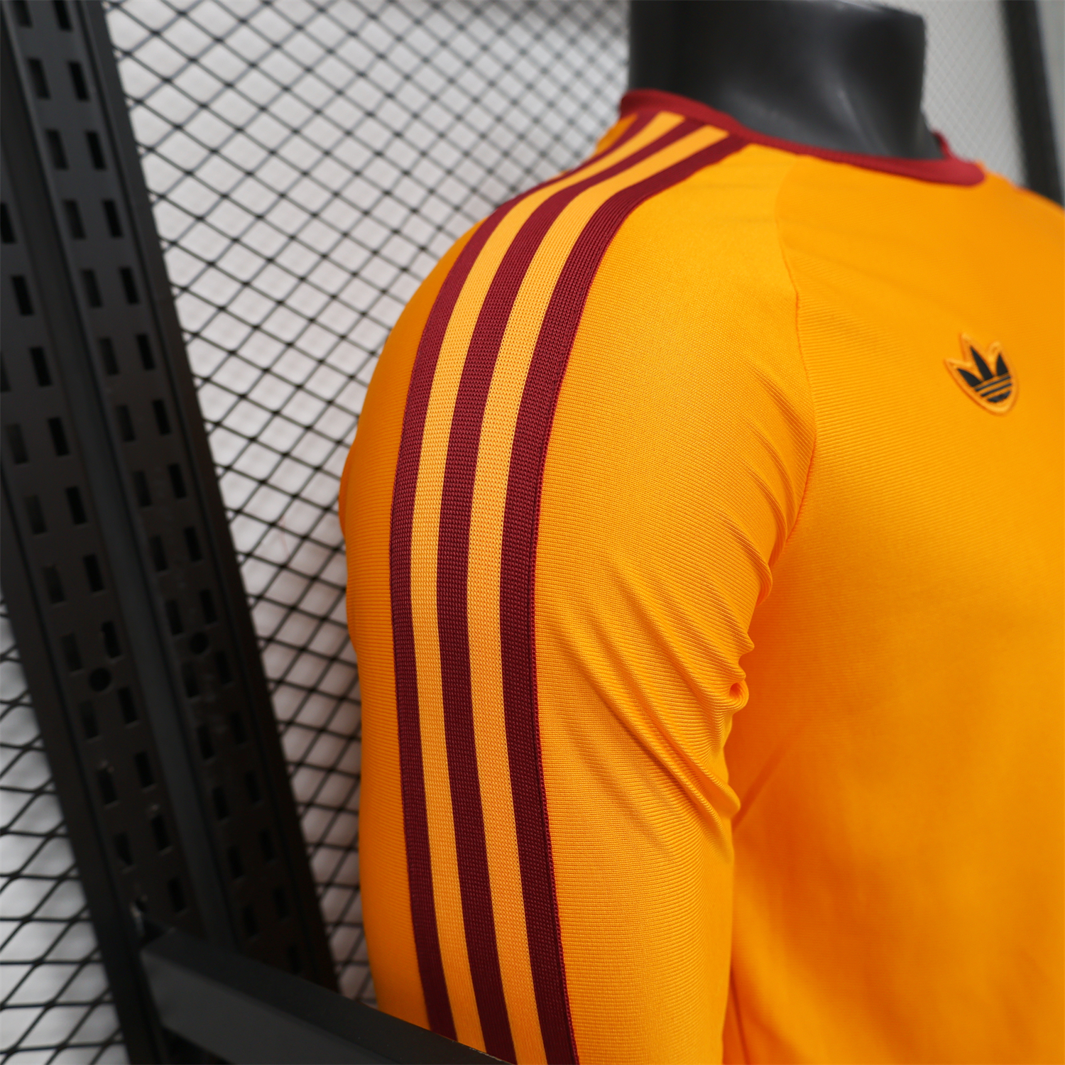 AlphaJersey-AS Roma 25-26 Retro Casual Style Orange Special Long Sleeves Jersey - Player Version
