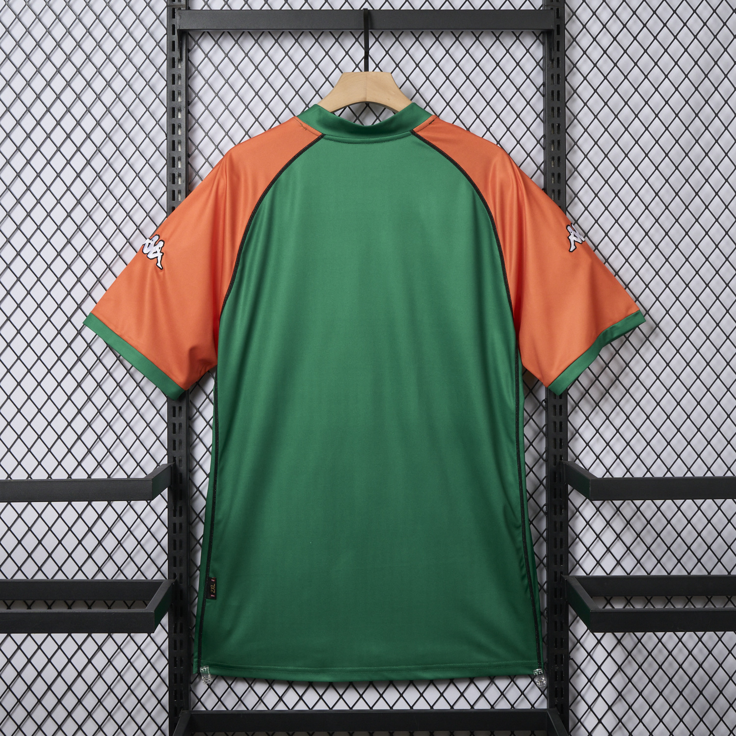 AlphaJersey-Retro Werder Bremen 2003-04 Home Jersey