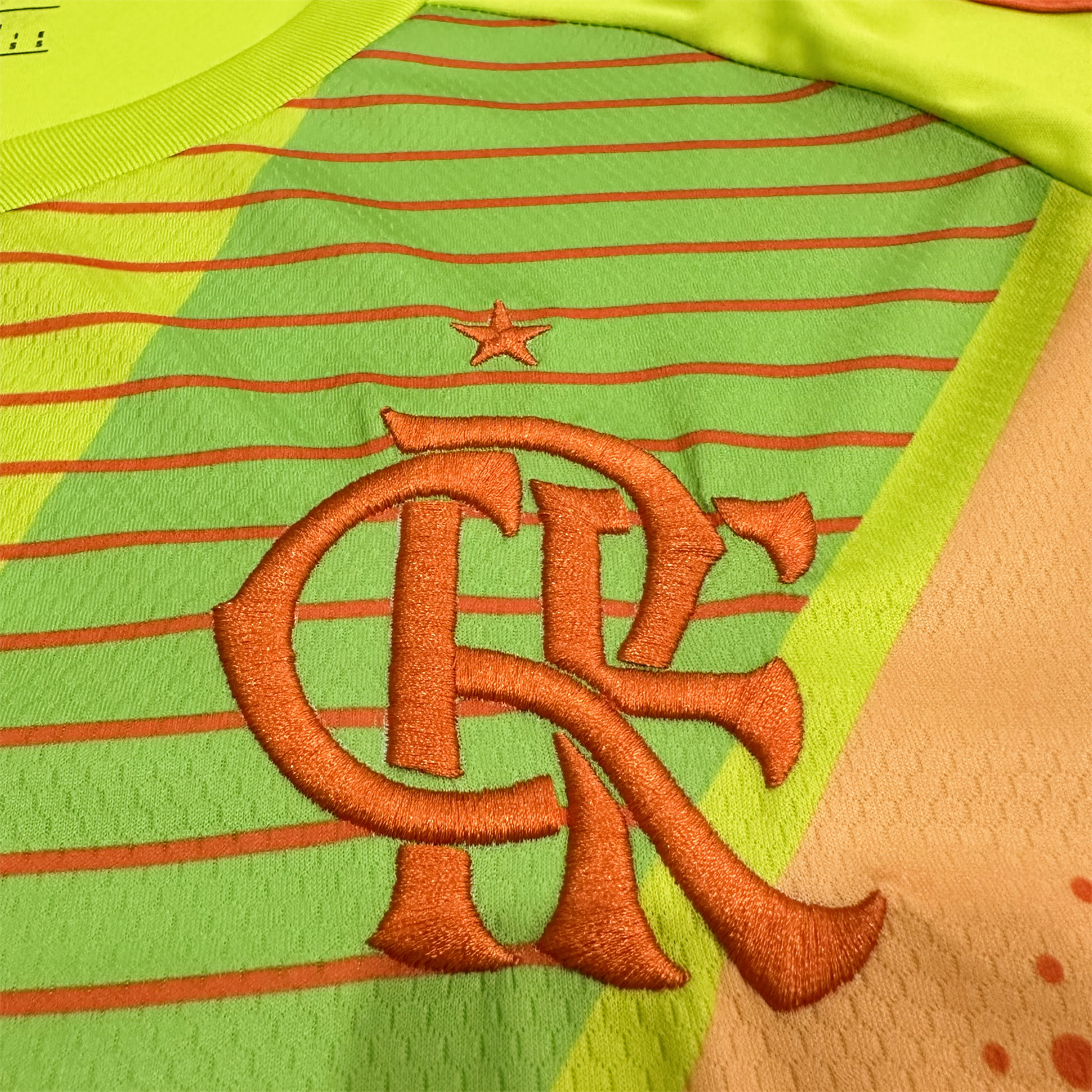 AlphaJersey-Flamengo 25-26 Yellow Green Goalkeeper Jersey - Fans Version