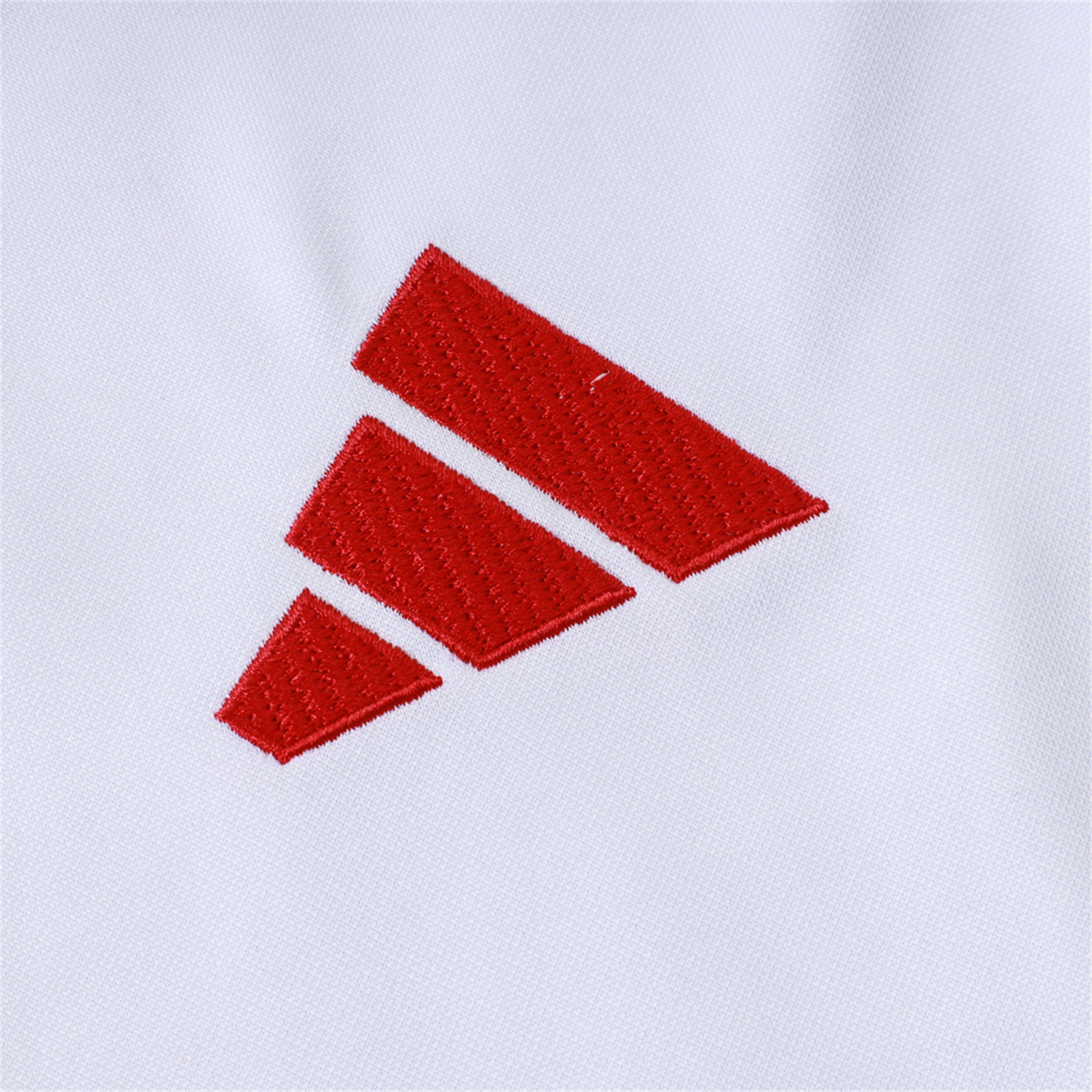 AlphaJersey-Colombia 2026 Long Sleeve Training Set - White Top & Black Pants