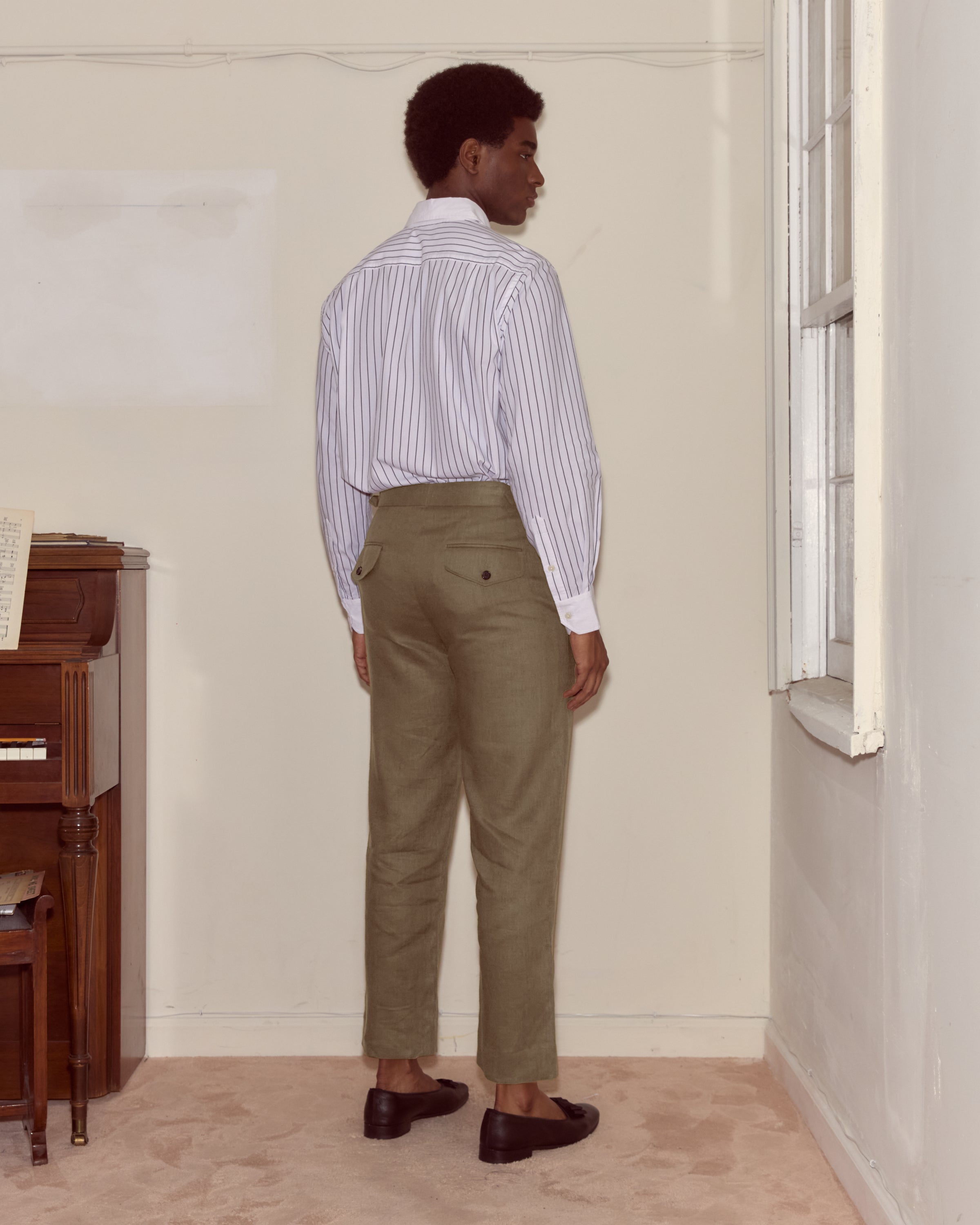 Lightweight Linen Side-Buckle Trousers - Olive | Modern Menswear by yycbvcnbmmnbm