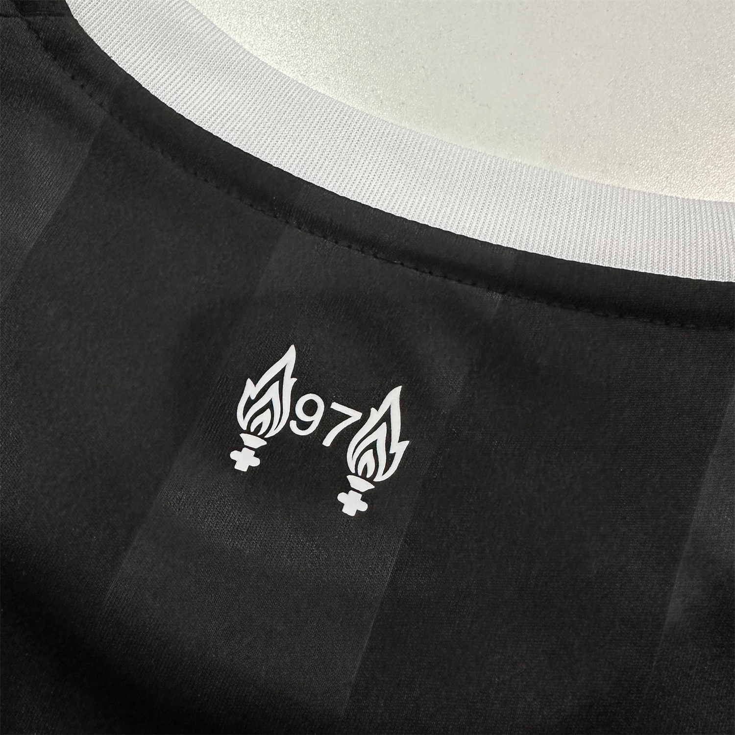 AlphaJersey-Liver.pool 25-26 Black Trefoil Goalkeeper Jersey - Fans Version
