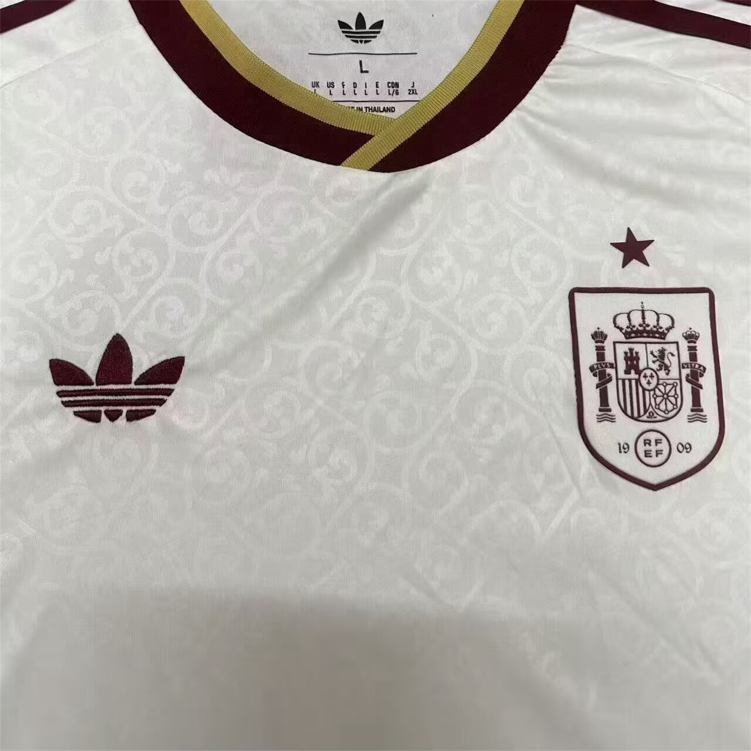 AlphaJersey-Women's Spain 2026 Away Jersey