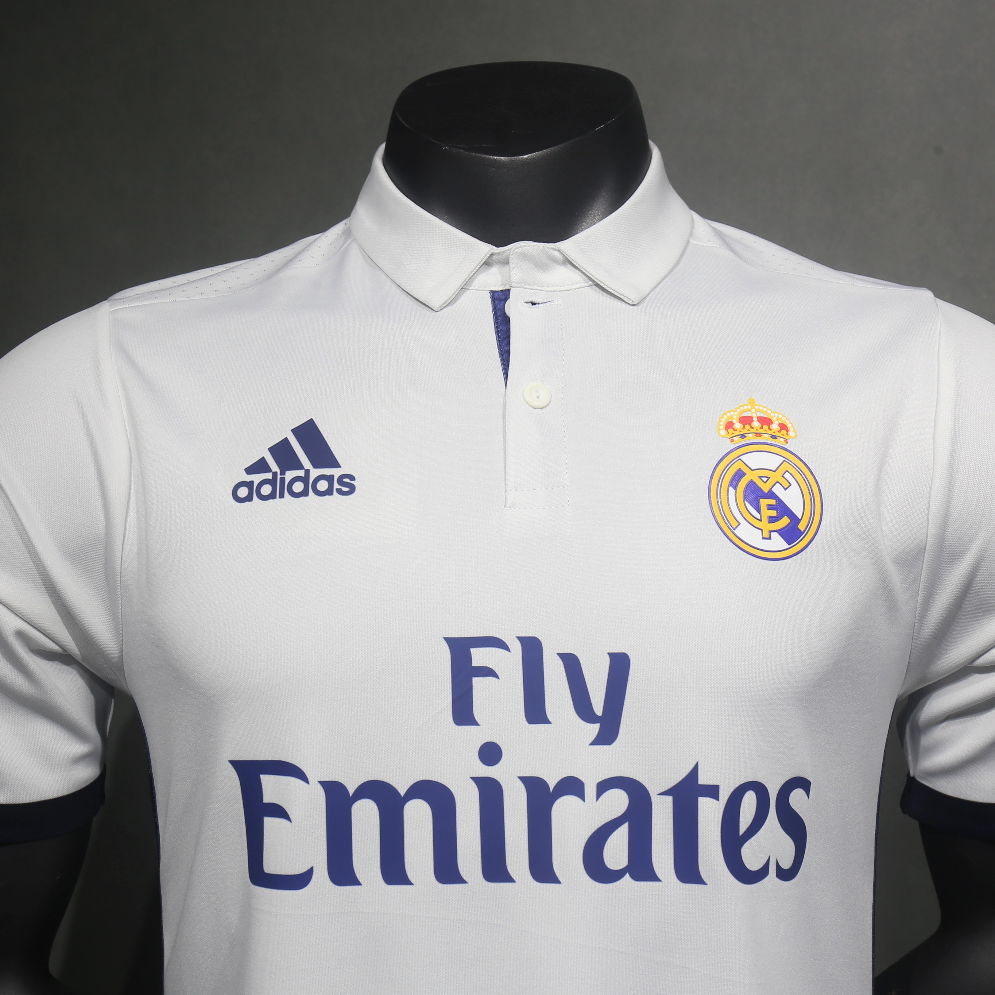 AlphaJersey-Retro Real Madrid 16-17 Home Jersey - Player Version