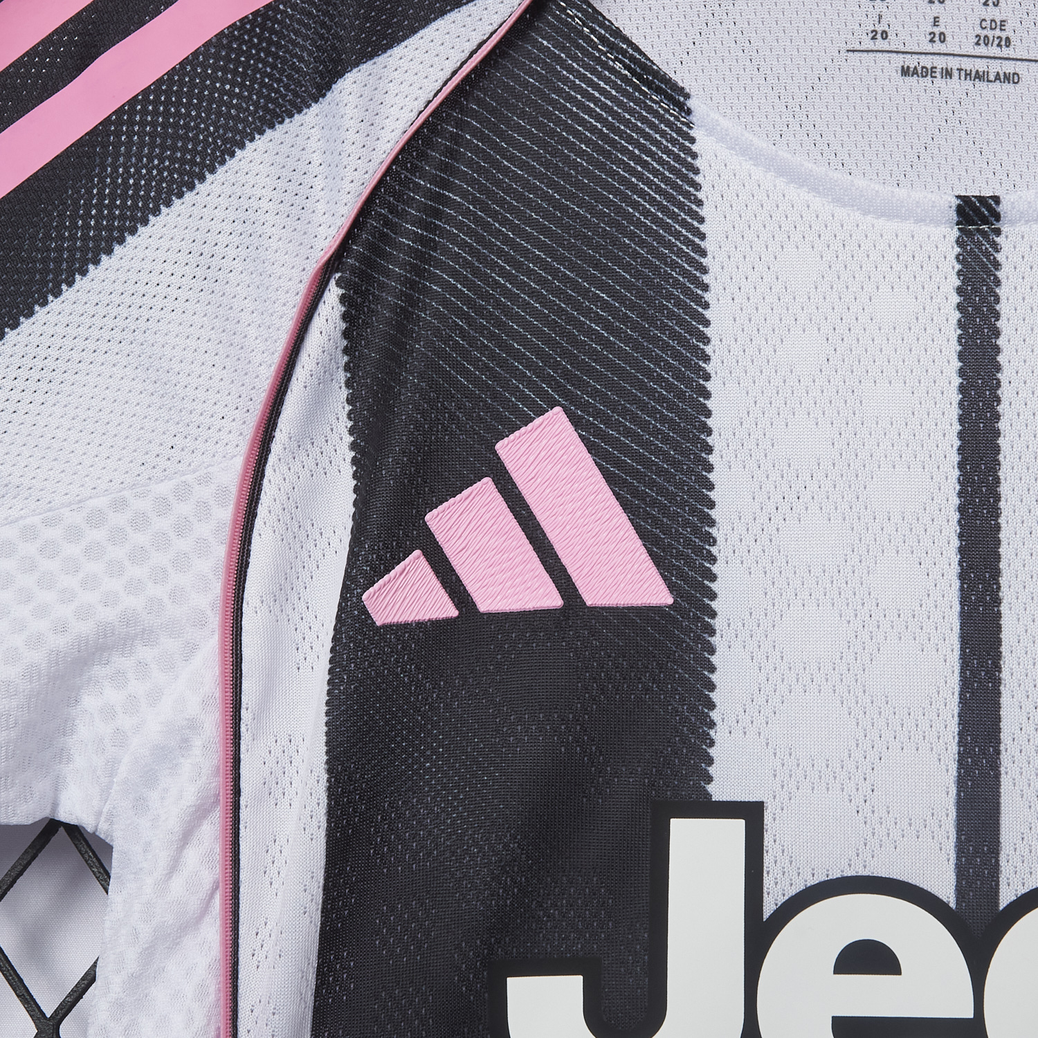 AlphaJersey-Juventus 25-26 Home Kids Kit - Player Version
