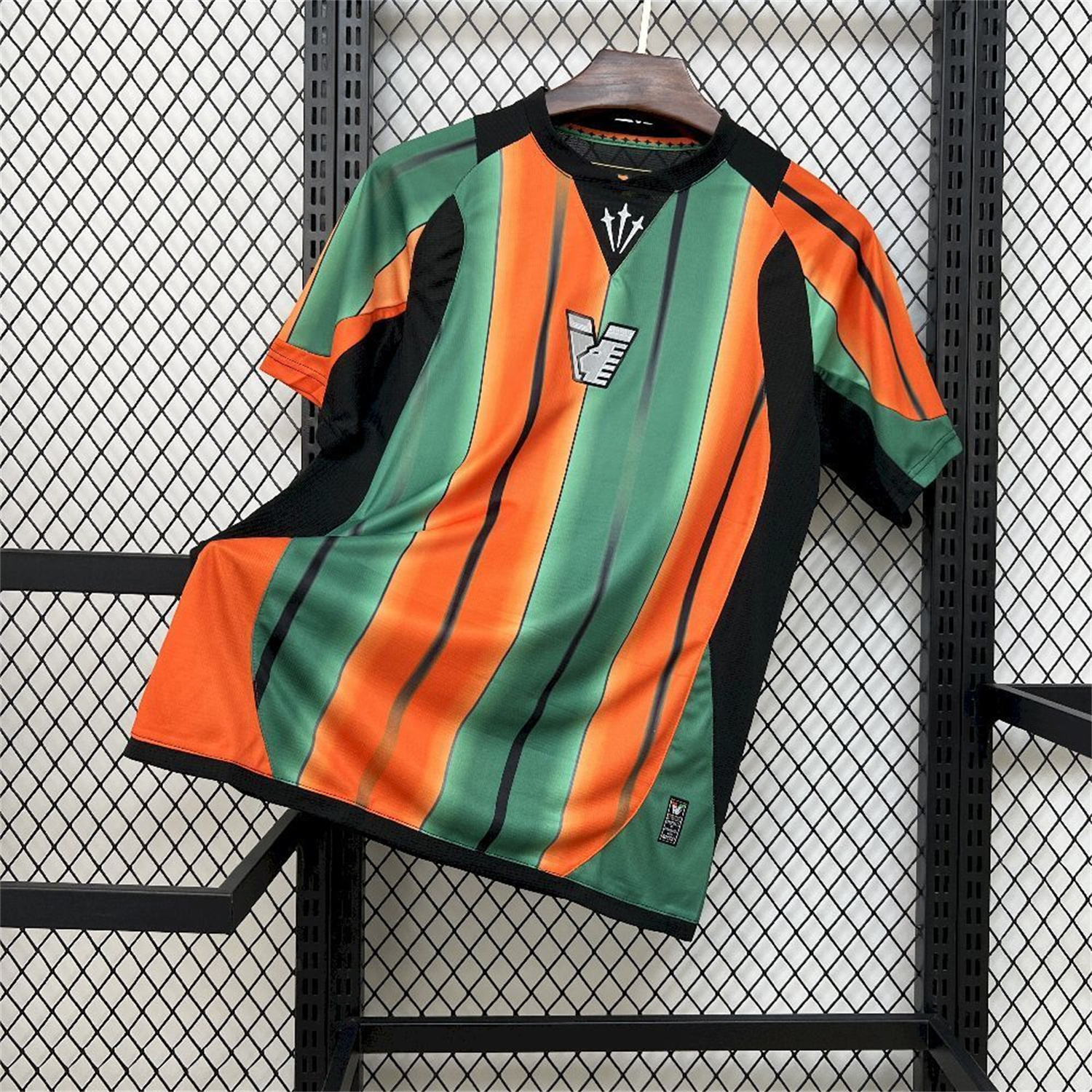 AlphaJersey-Venezia FC 25-26 Orange And Green Unsponsored Special Jersey - Fans Version