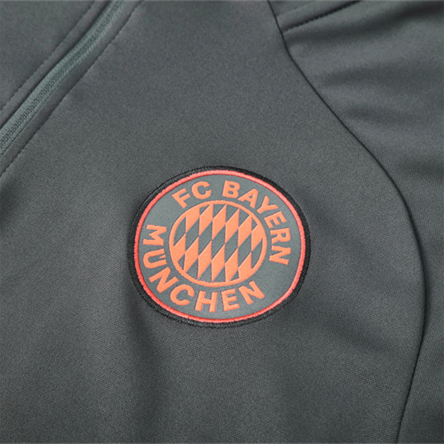 AlphaJersey-Bayern Munich 25-26 Long Sleeves Training Set - Dark Grey Top & Pants
