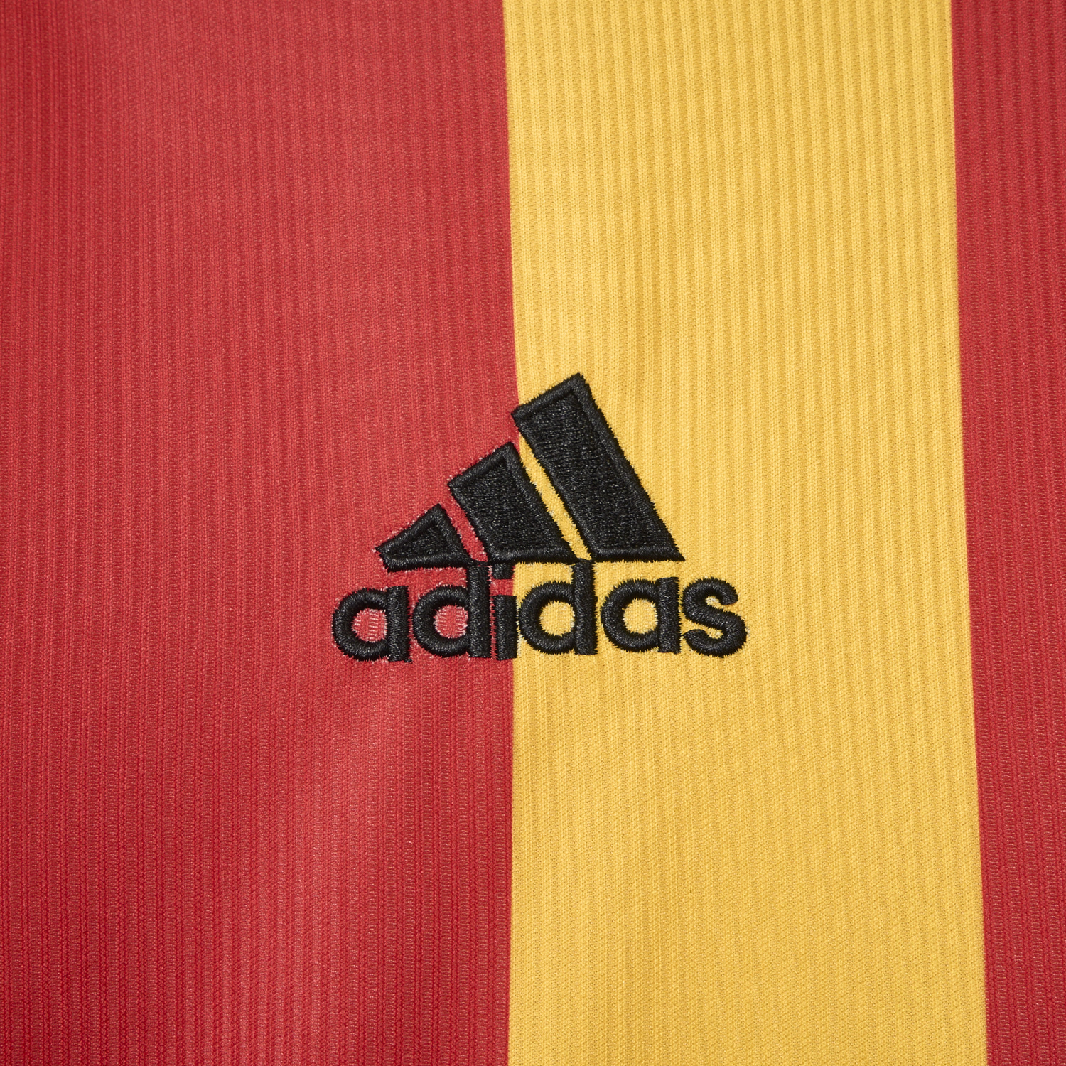 AlphaJersey-Retro Galatasaray 1999-00 Home Long Sleeves Jersey