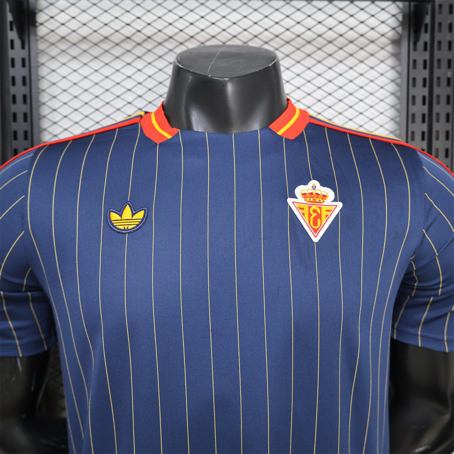 AlphaJersey-Spain 2026 Terrace Icon Retro Casual Style Deep Blue Jersey - Player Version