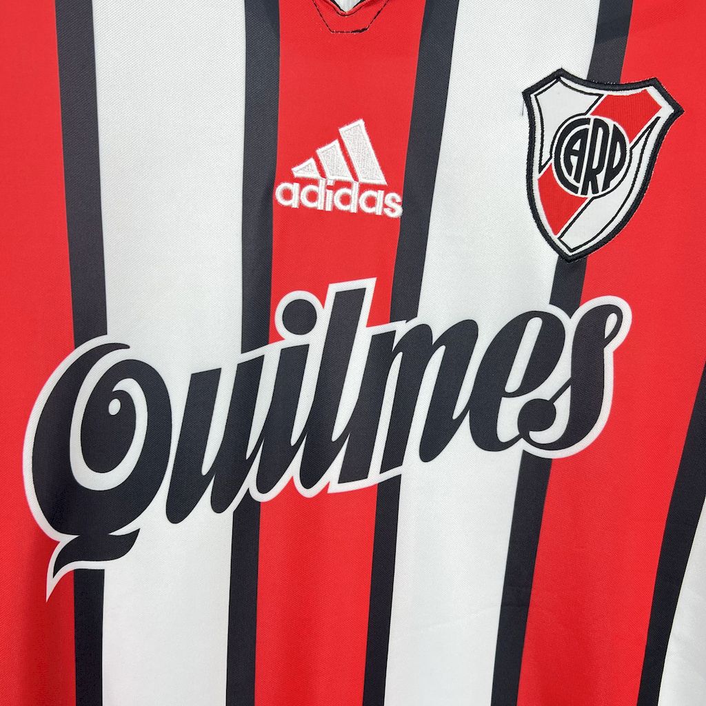 AlphaJersey-Retro River Plate 1999-00 Third Jersey