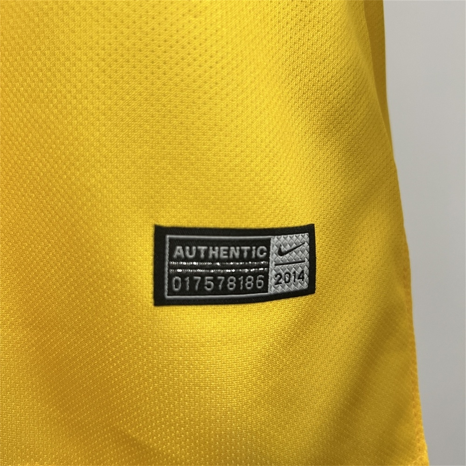 AlphaJersey-Retro Club América 2013-14 Home Jersey