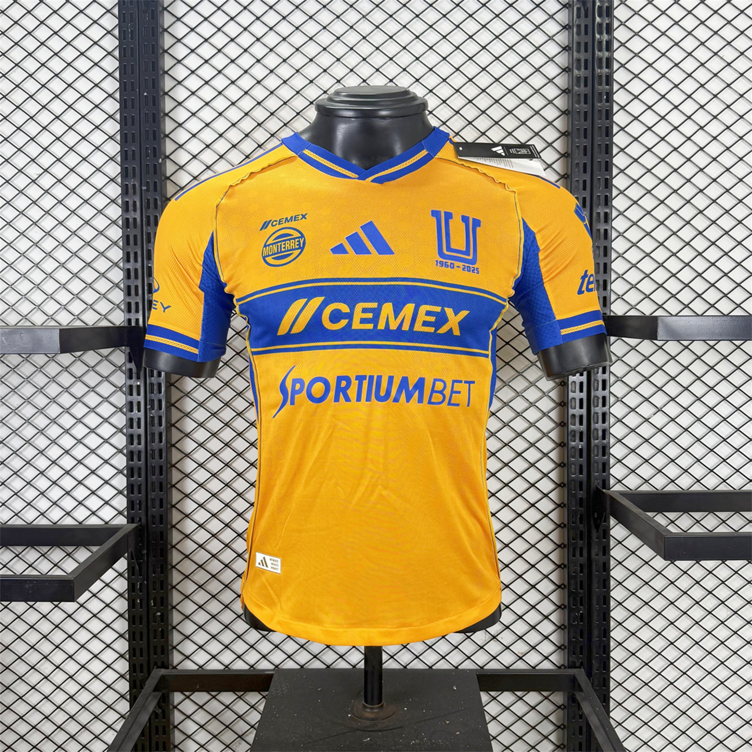 AlphaJersey-Tigres UANL 25-26 Home Jersey With All Sponsors - Player Version