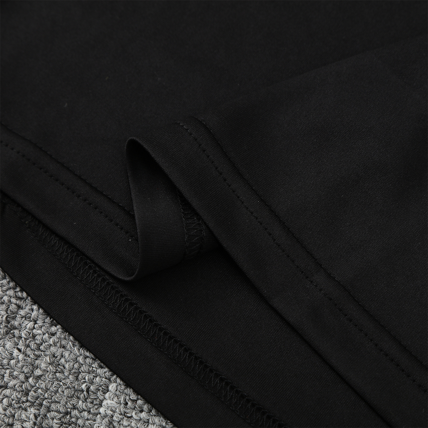 AlphaJersey-Manchester United 25-26 Vest Training Set - Black And Light Grey Vest & Black Shorts