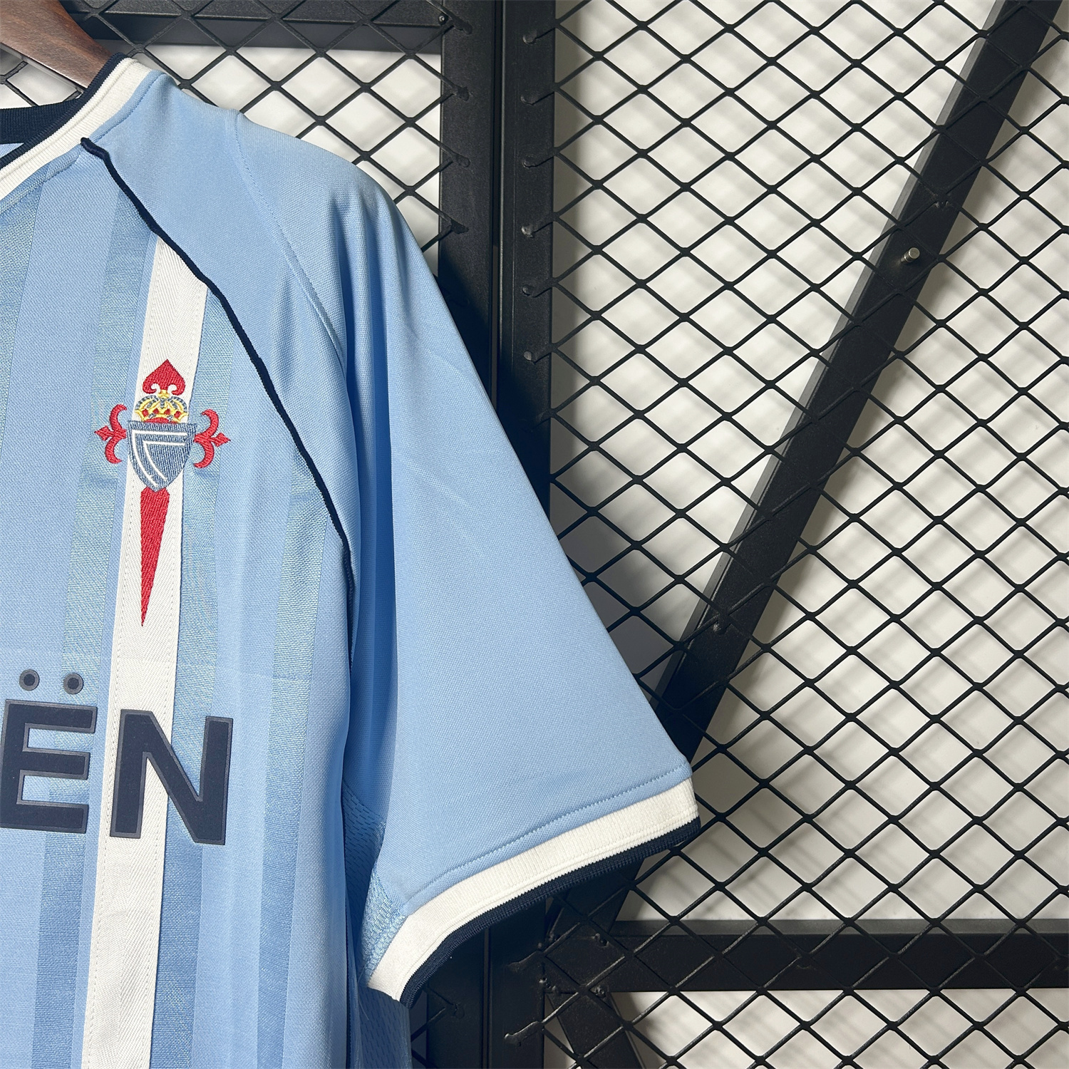 AlphaJersey-Retro Celta Vigo 2001-02 Home Jersey