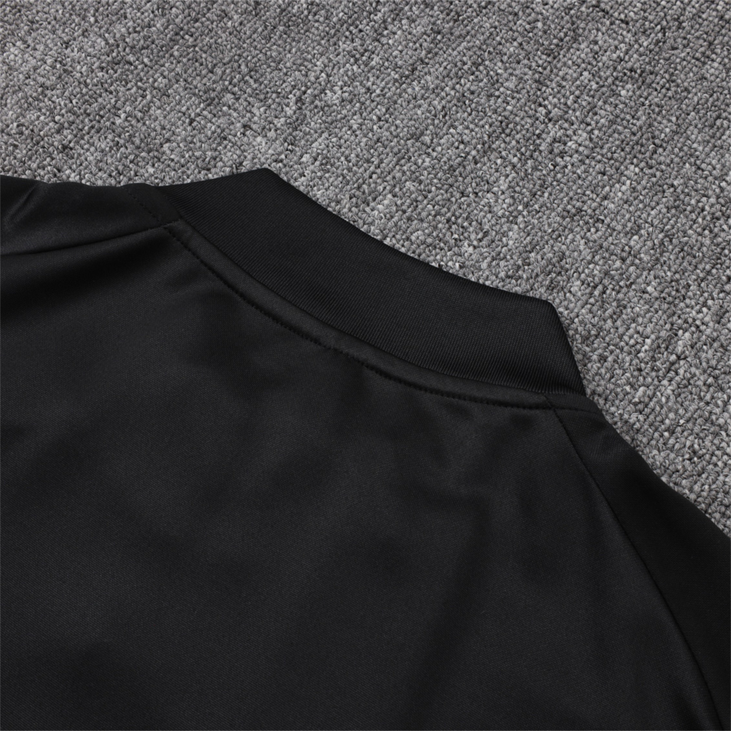 AlphaJersey-Bayern Munich 25-26 Long Sleeves Training Set - Black Top & Pants with Orange Badge