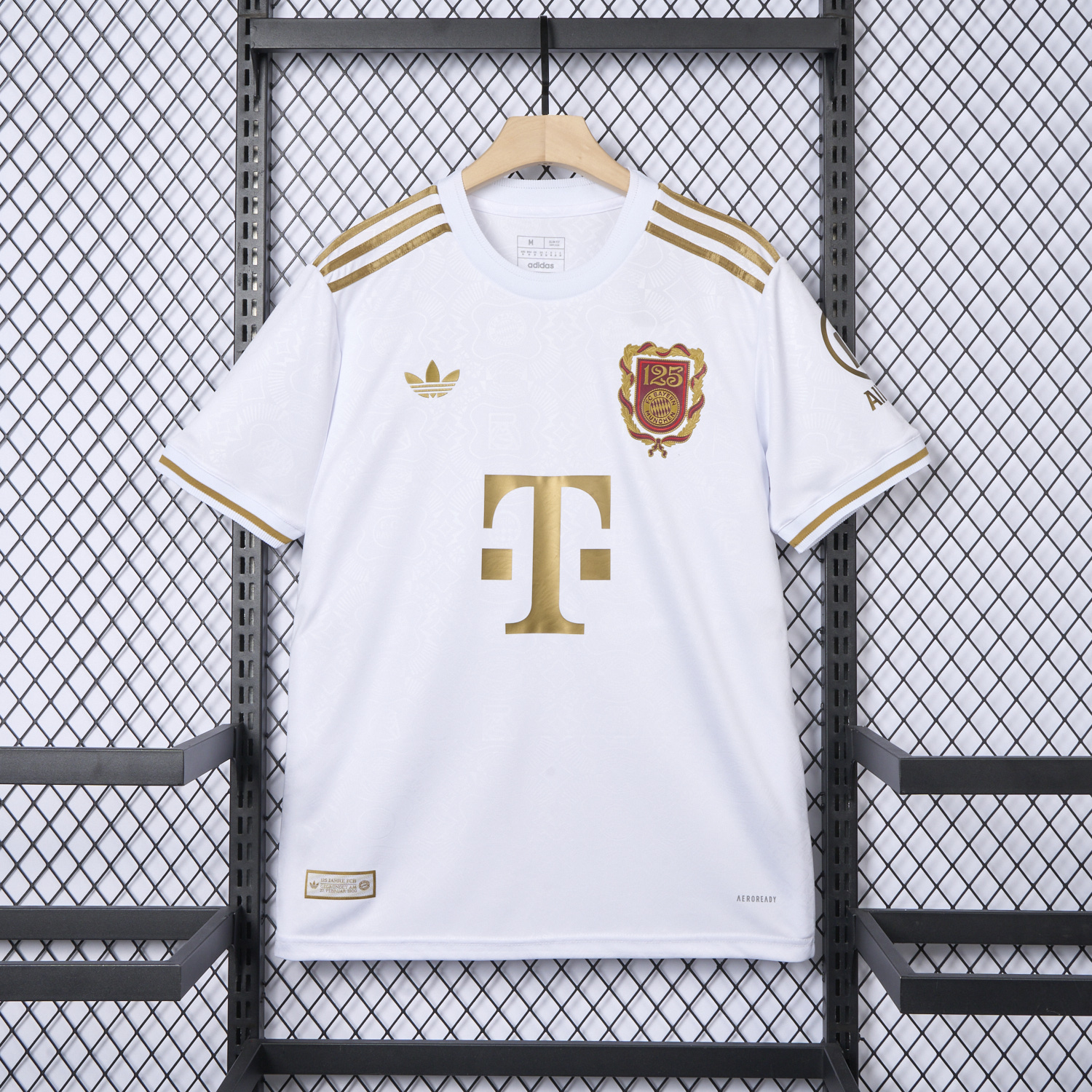 AlphaJersey-Bayern Munich 2025 White 125th Anniversary Jersey - Fans Version