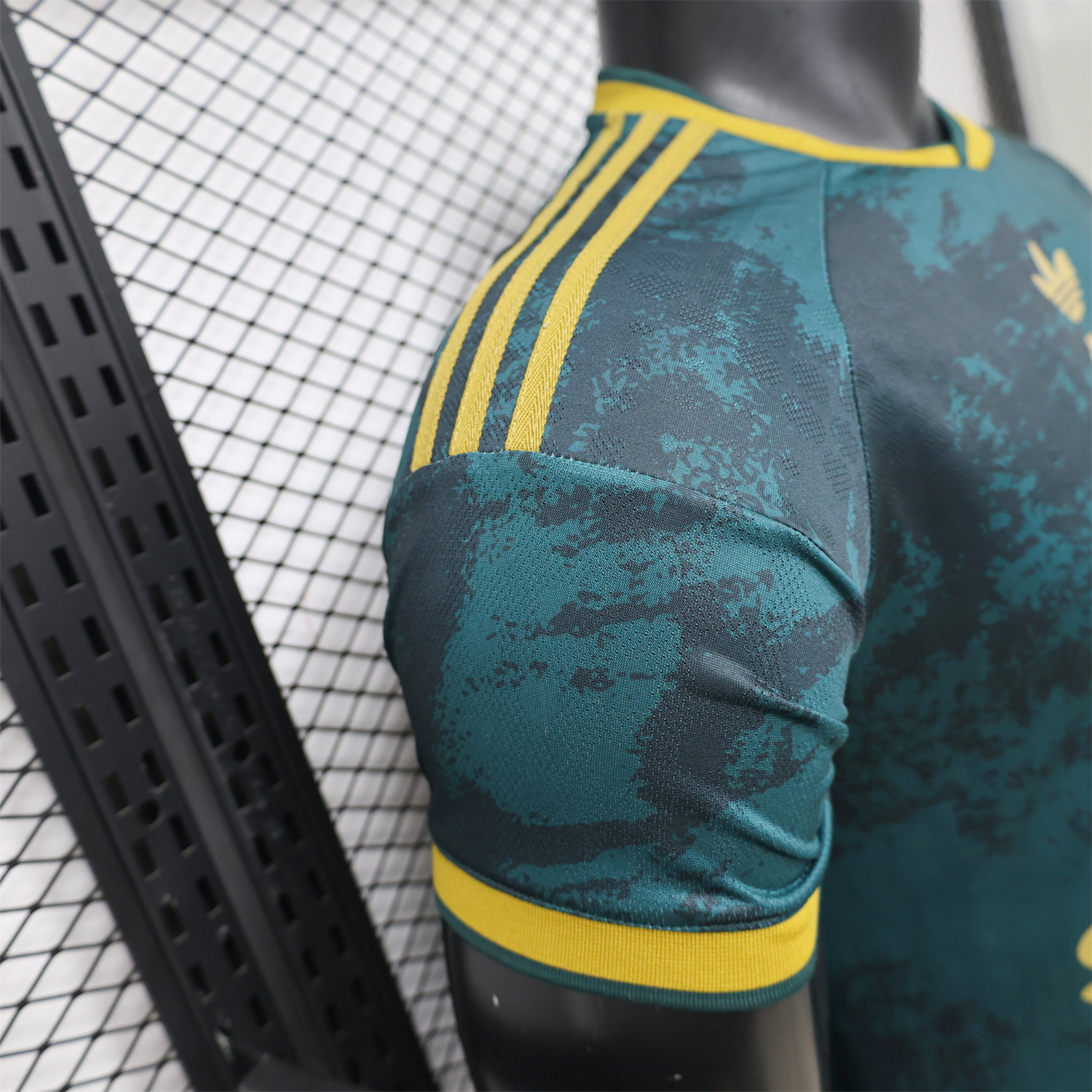 AlphaJersey-Manchester United 26-27 Devil Green Gold Special Jersey - Player Version