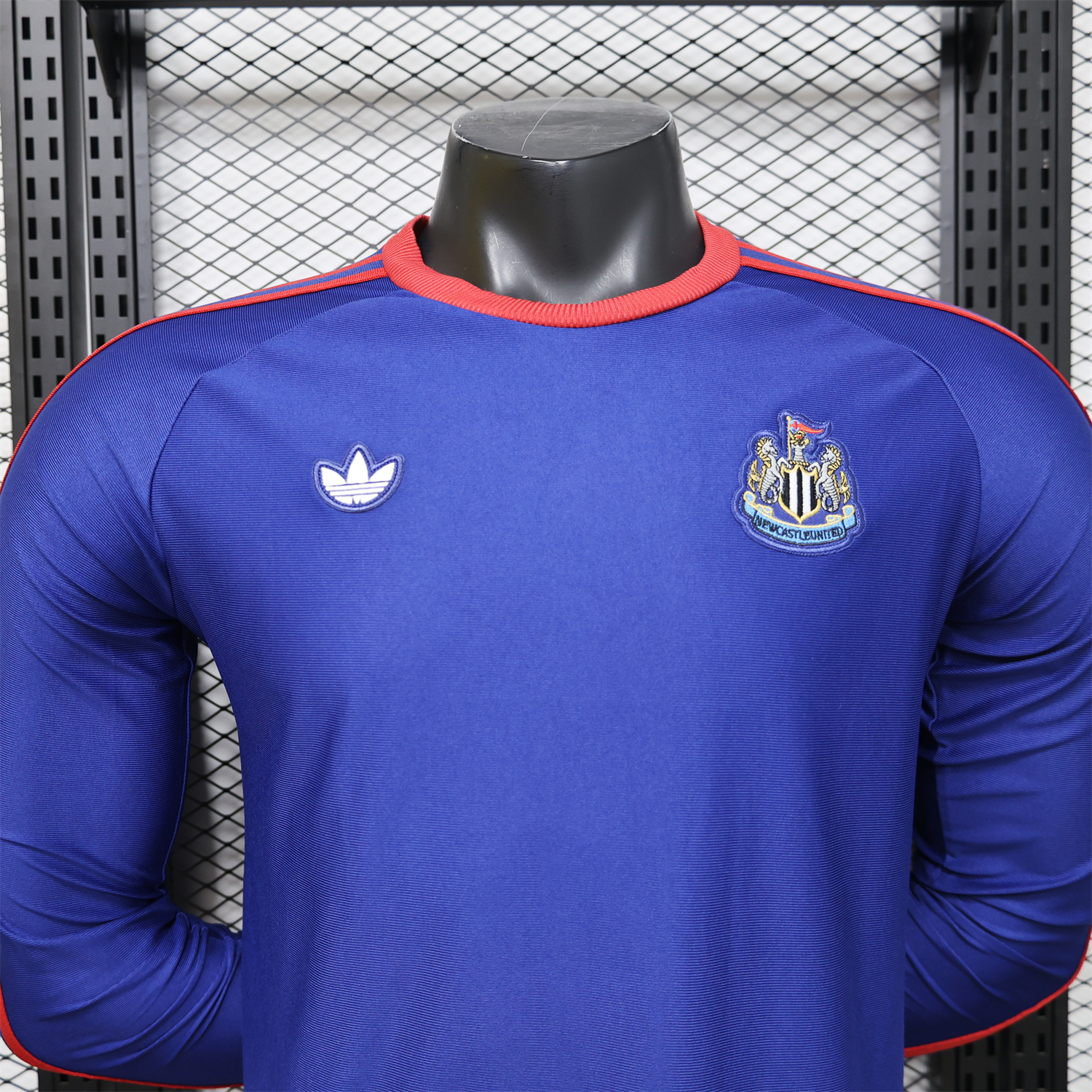 AlphaJersey-Newcastle United 25-26 Purple-Blue Casual Long Sleeves Jersey - Player Version