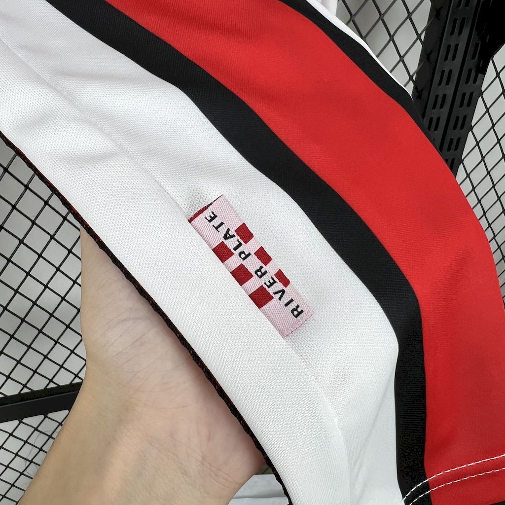 AlphaJersey-Retro River Plate 1999-00 Third Jersey