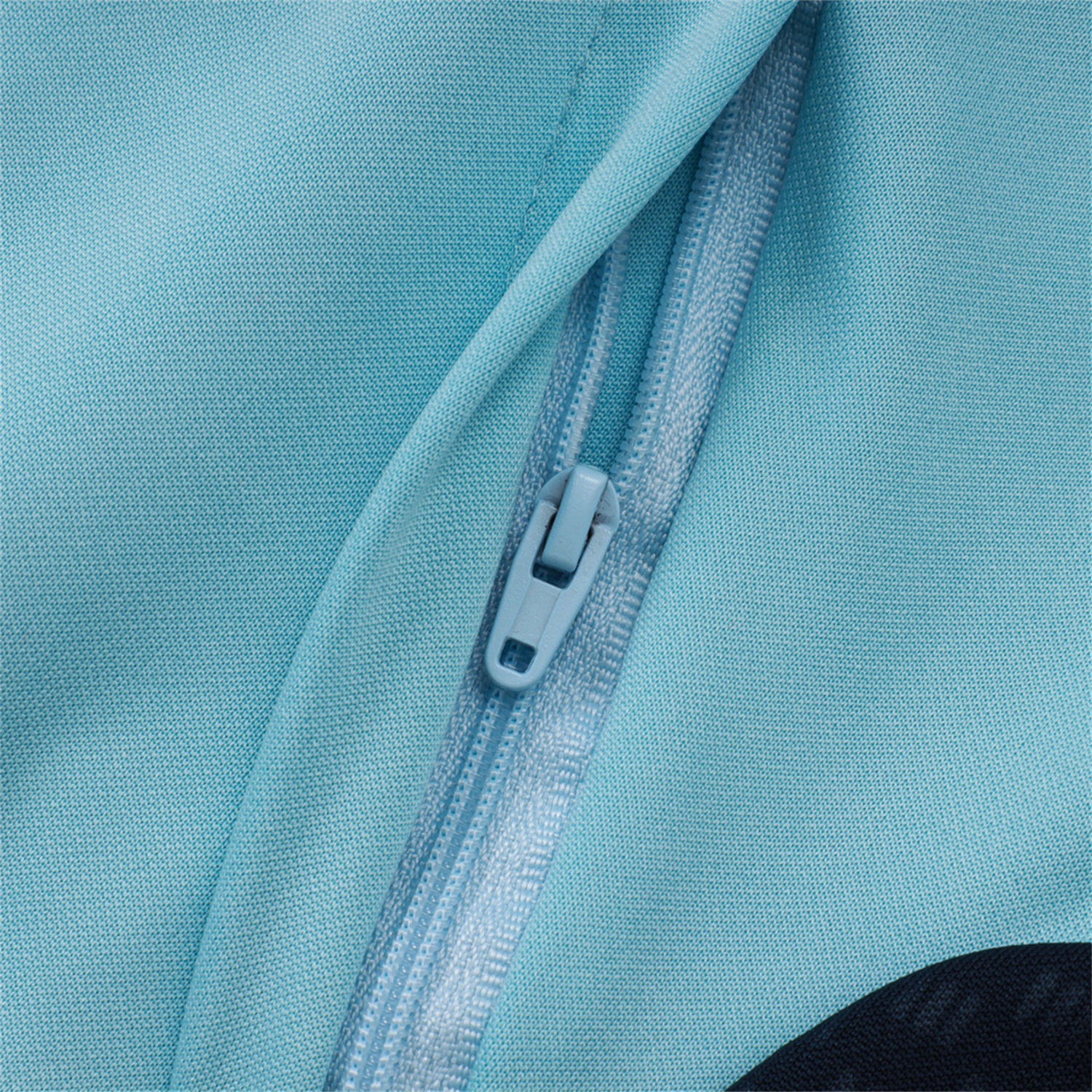 AlphaJersey-Argentina 25-26 Windbreaker Training Set - Light Blue Top and Black Pants